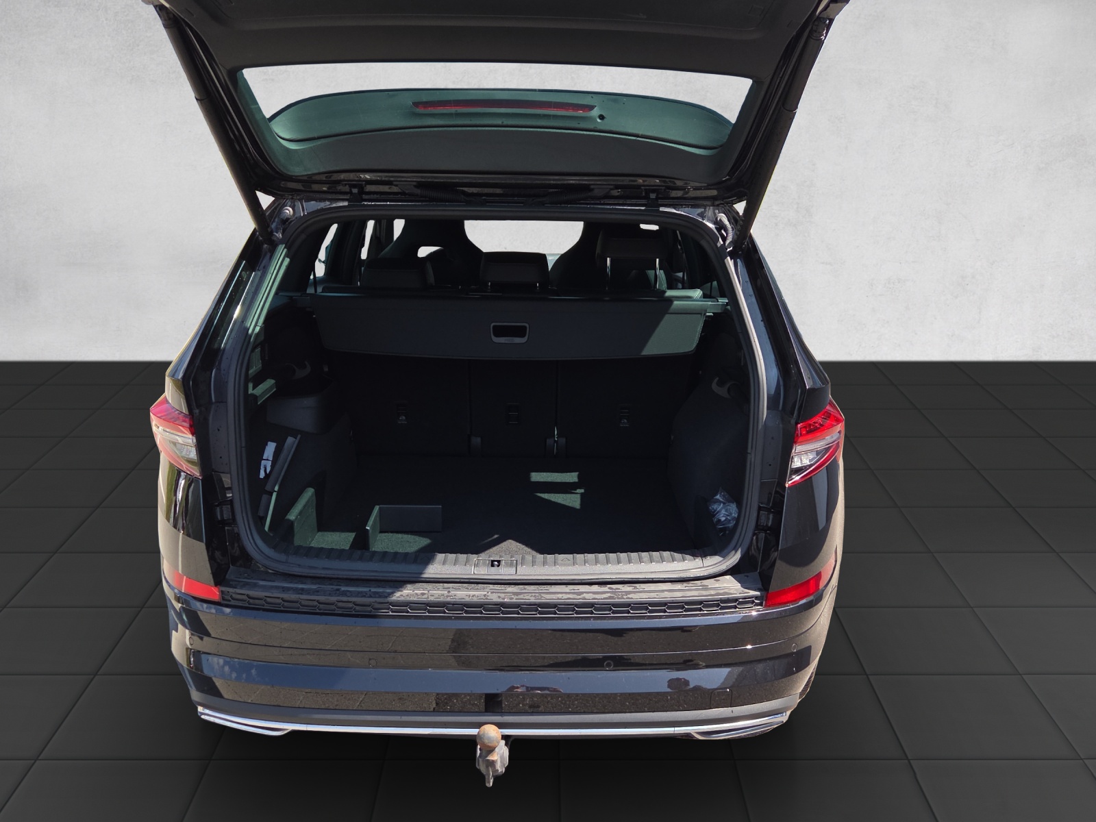SKODA Kodiaq 2.0 TSI 4x4 SportLine-image-13