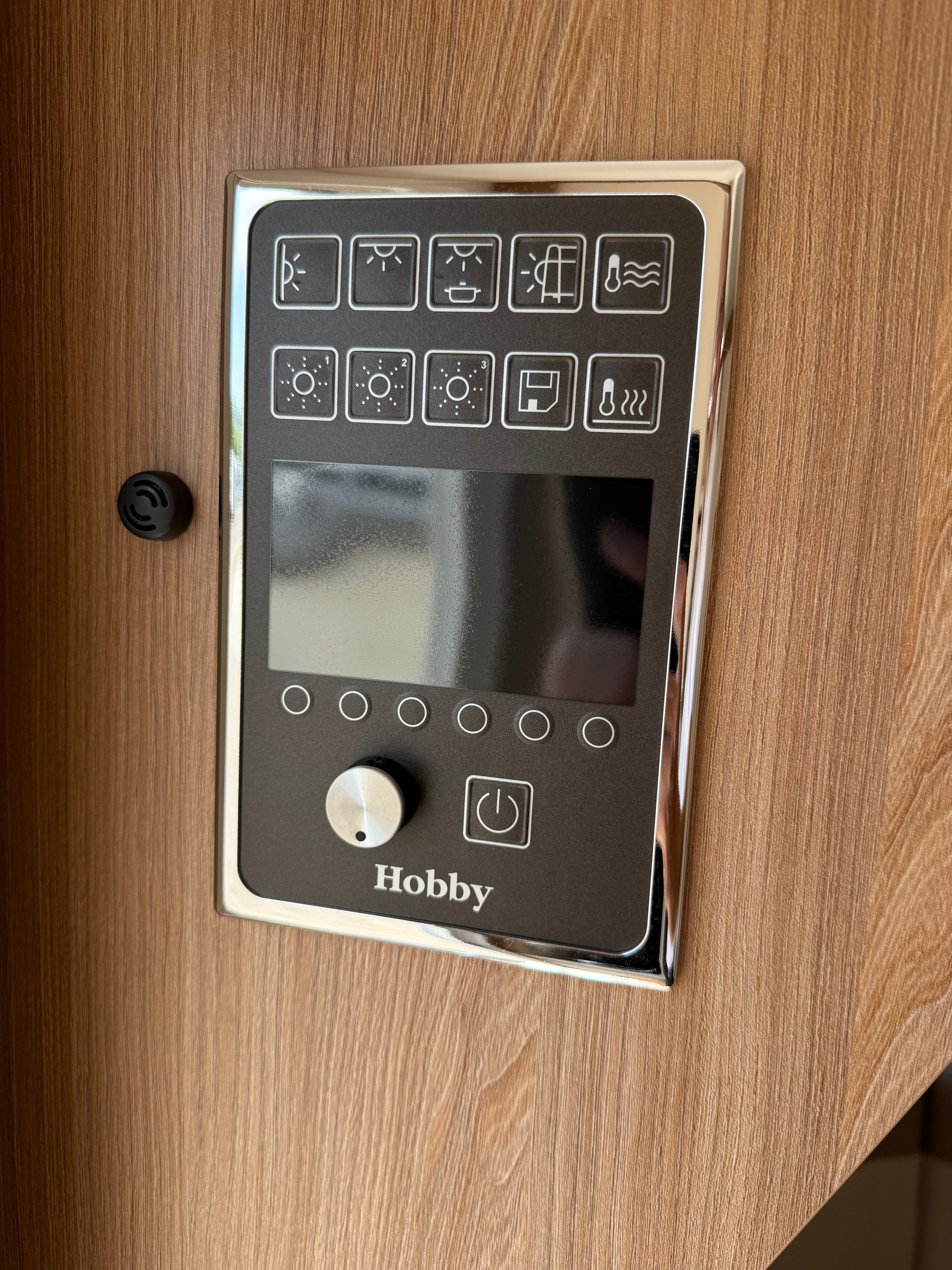 HOBBY 495 UL Excellent-image-10