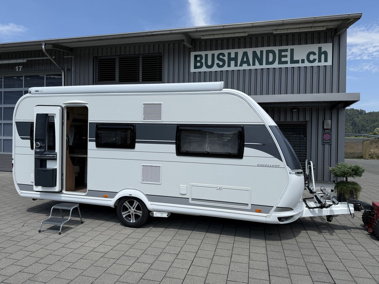 HOBBY 495 UL Excellent-image-0