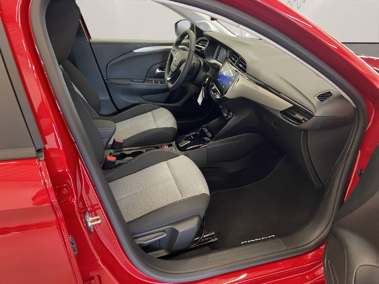 OPEL Corsa 1.2 T Edition-image-11