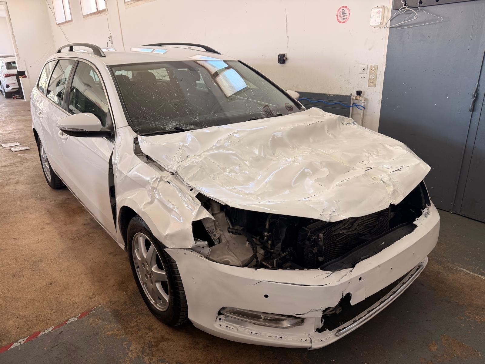 VW Passat Variant 2.0 TDI BMT Comfortline DSG-image-1