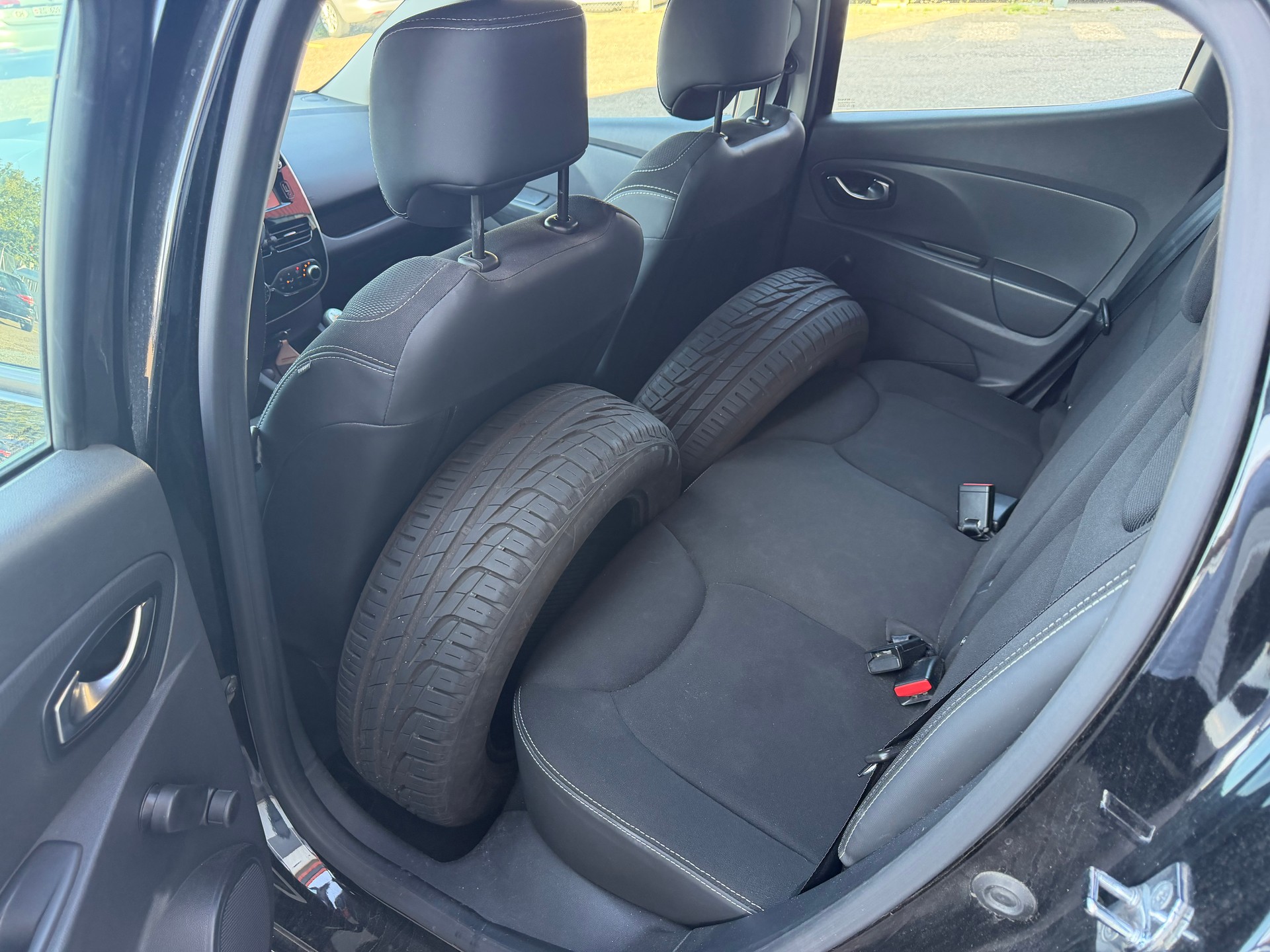 RENAULT Clio 0.9 12V Expression-image-8