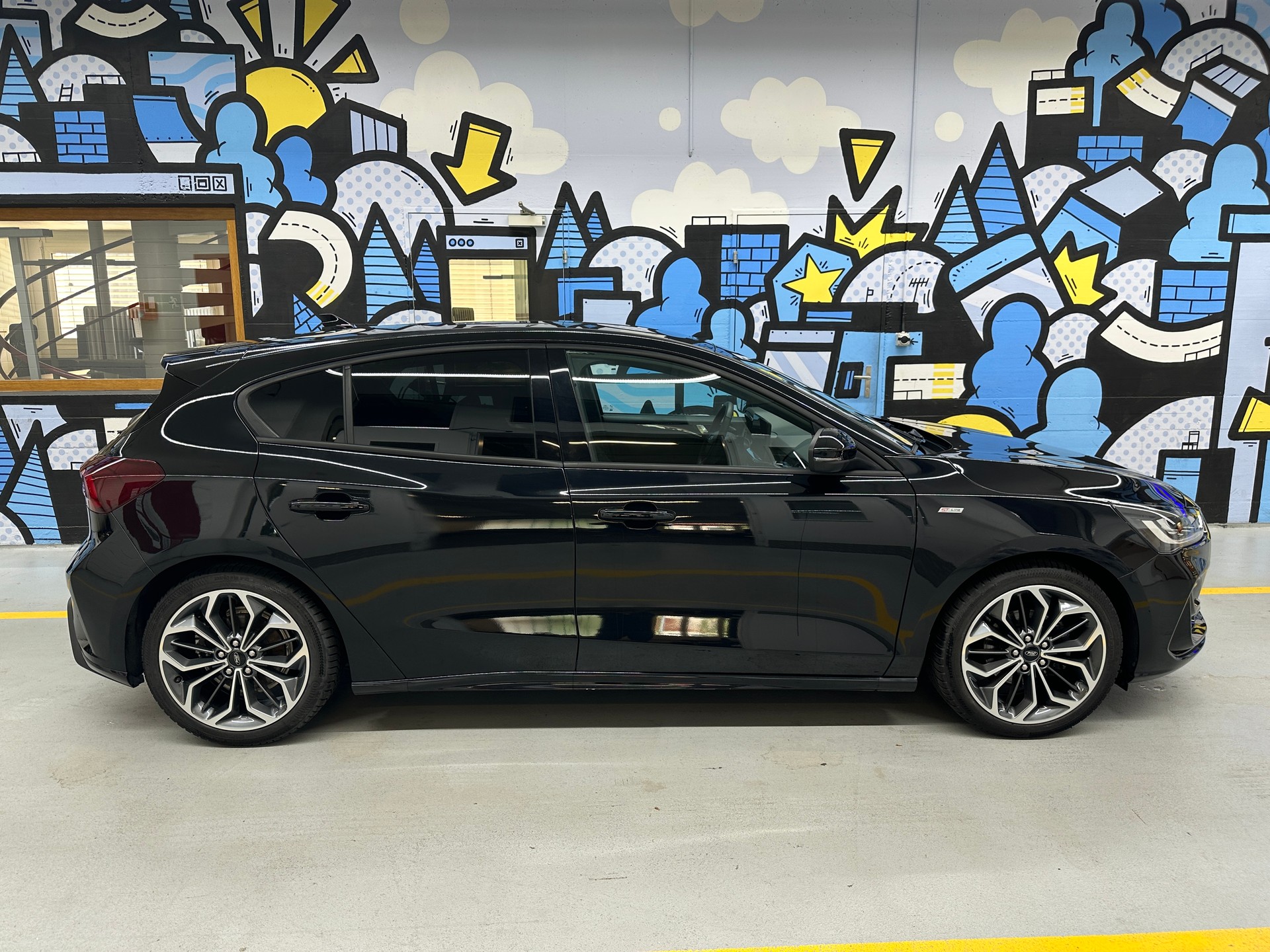 FORD Focus 1.0 MHEV ST-Line X Automat-image-2