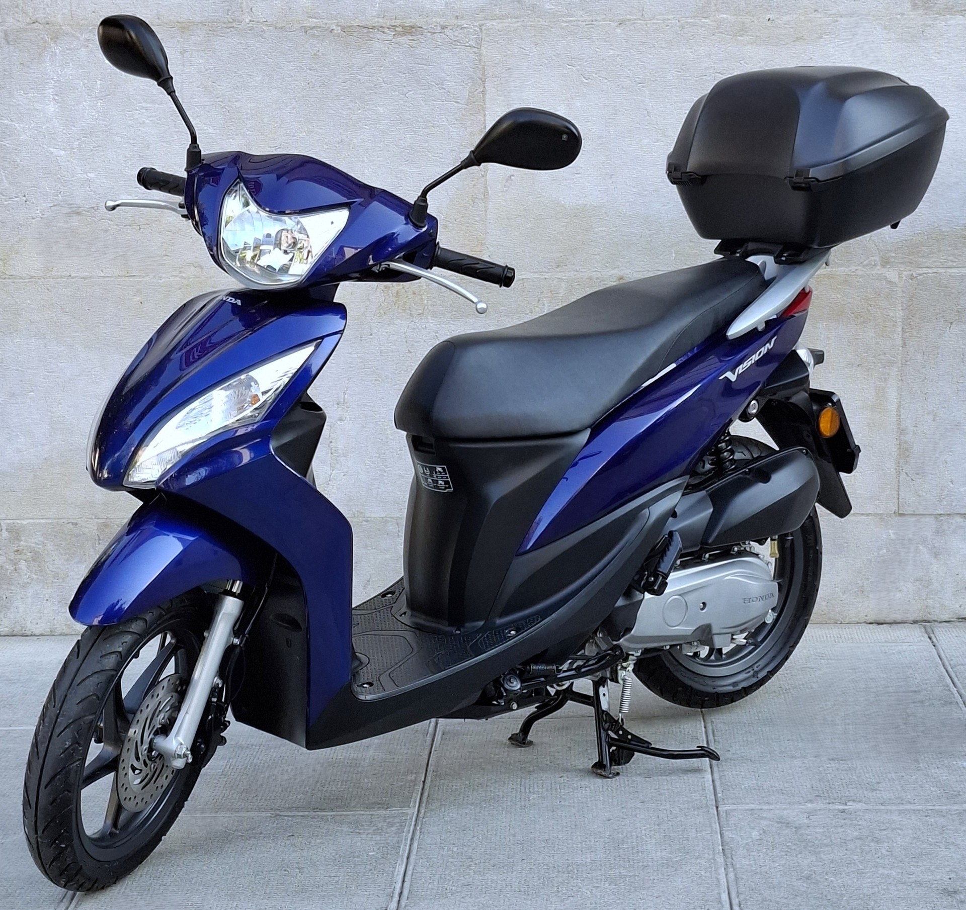 HONDA NSC Vision 50-showroom-element-3