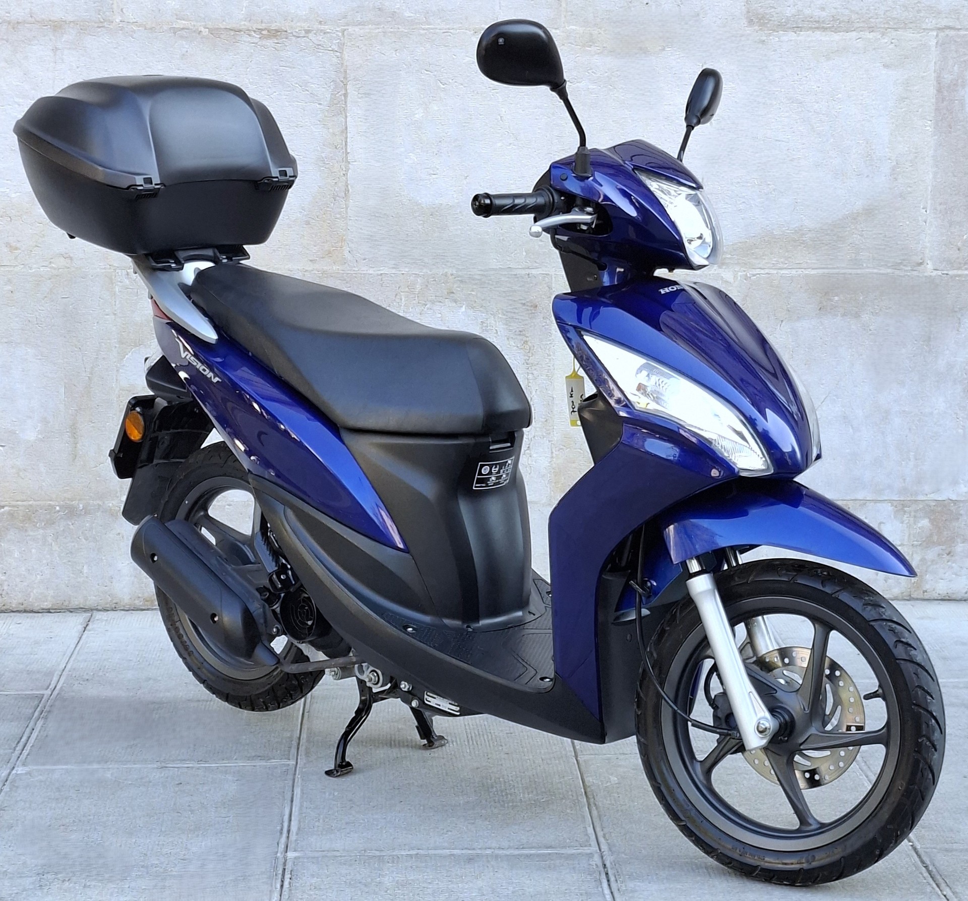 HONDA NSC Vision 50-showroom-element-1