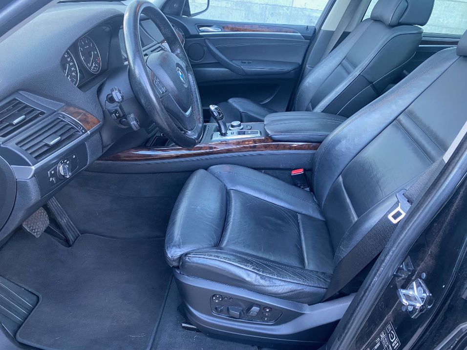 BMW X5 xDrive 48i (4.8i) Steptronic-image-6