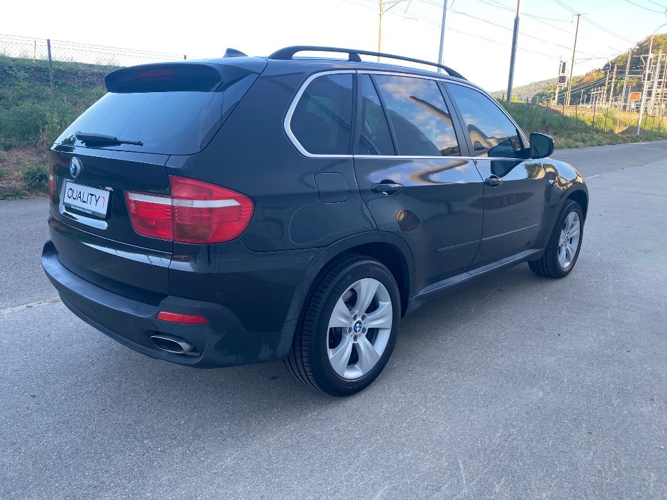 BMW X5 xDrive 48i (4.8i) Steptronic-image-2