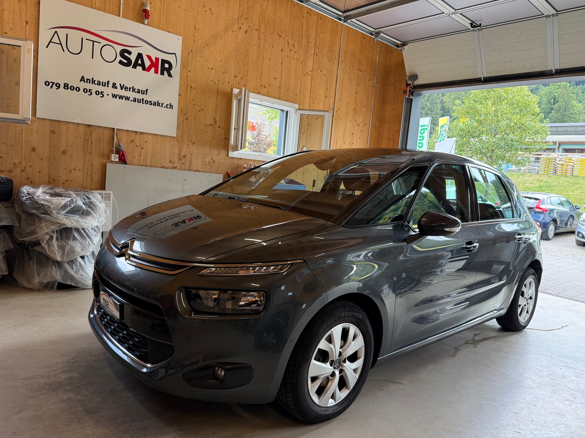 CITROEN C4 Picasso 1.6 e-HDi Intensive ETG6-image-0