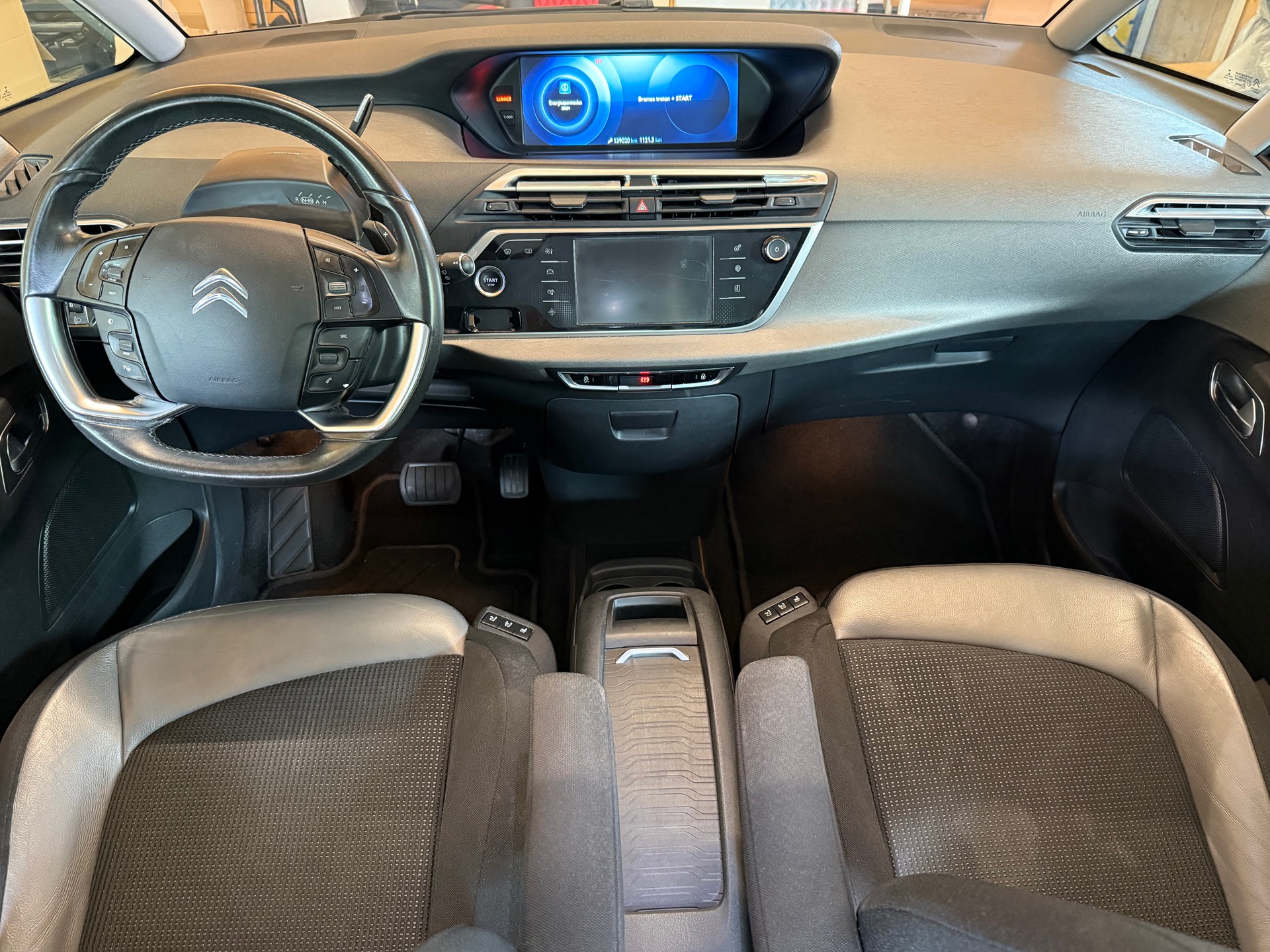 CITROEN C4 Picasso 1.6 e-HDi Intensive ETG6-image-8