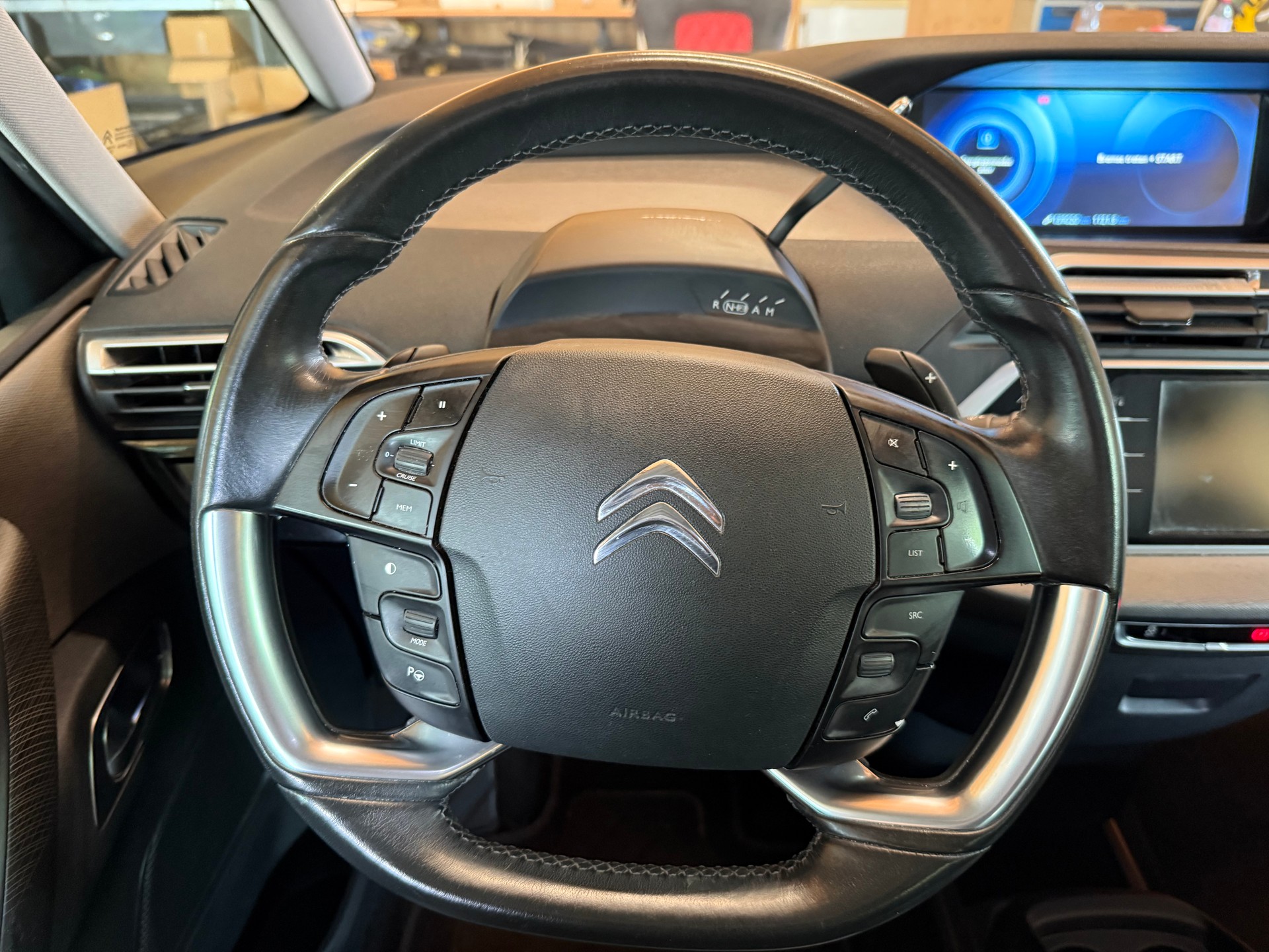 CITROEN C4 Picasso 1.6 e-HDi Intensive ETG6-image-9