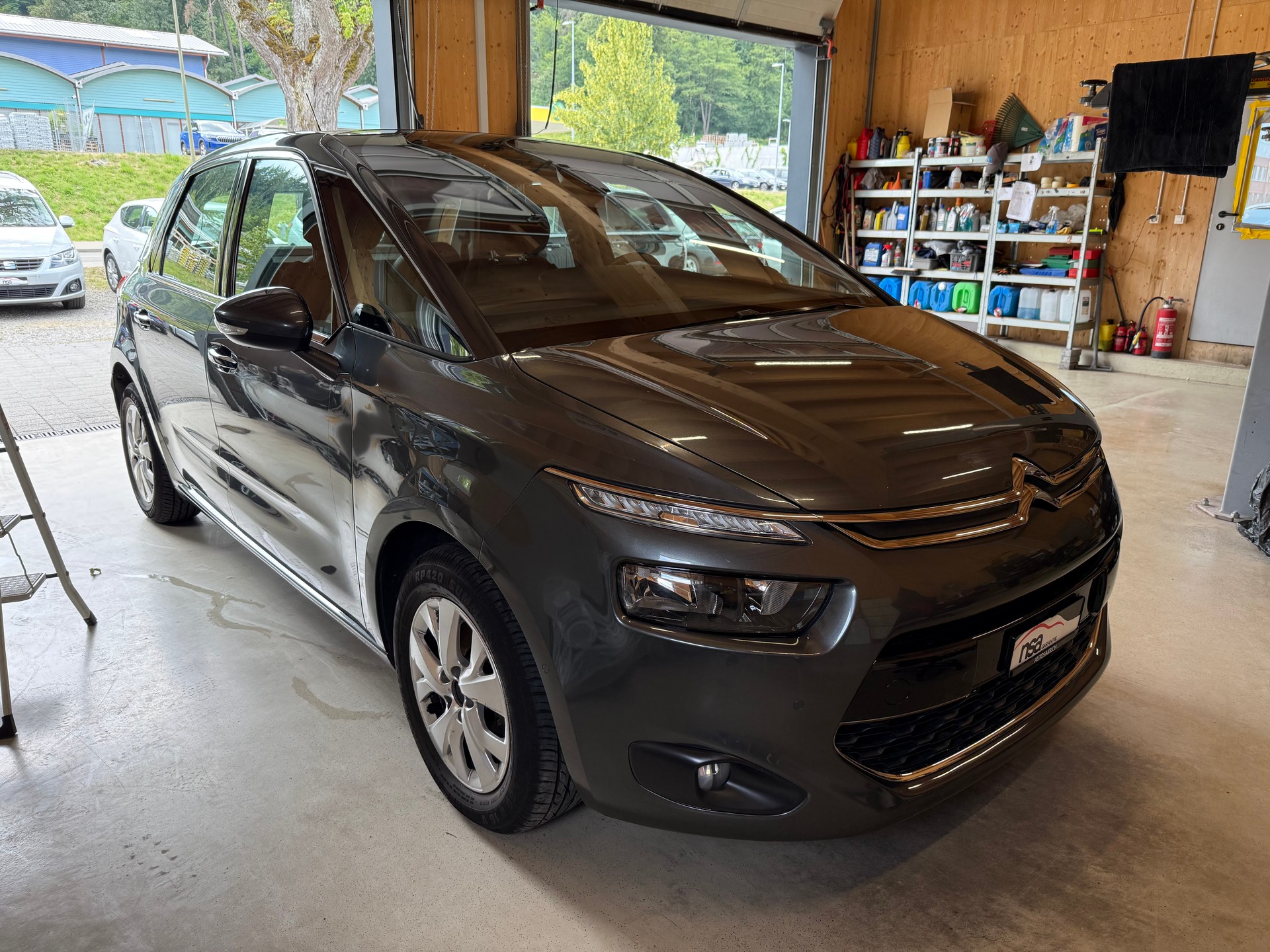 CITROEN C4 Picasso 1.6 e-HDi Intensive ETG6-image-2