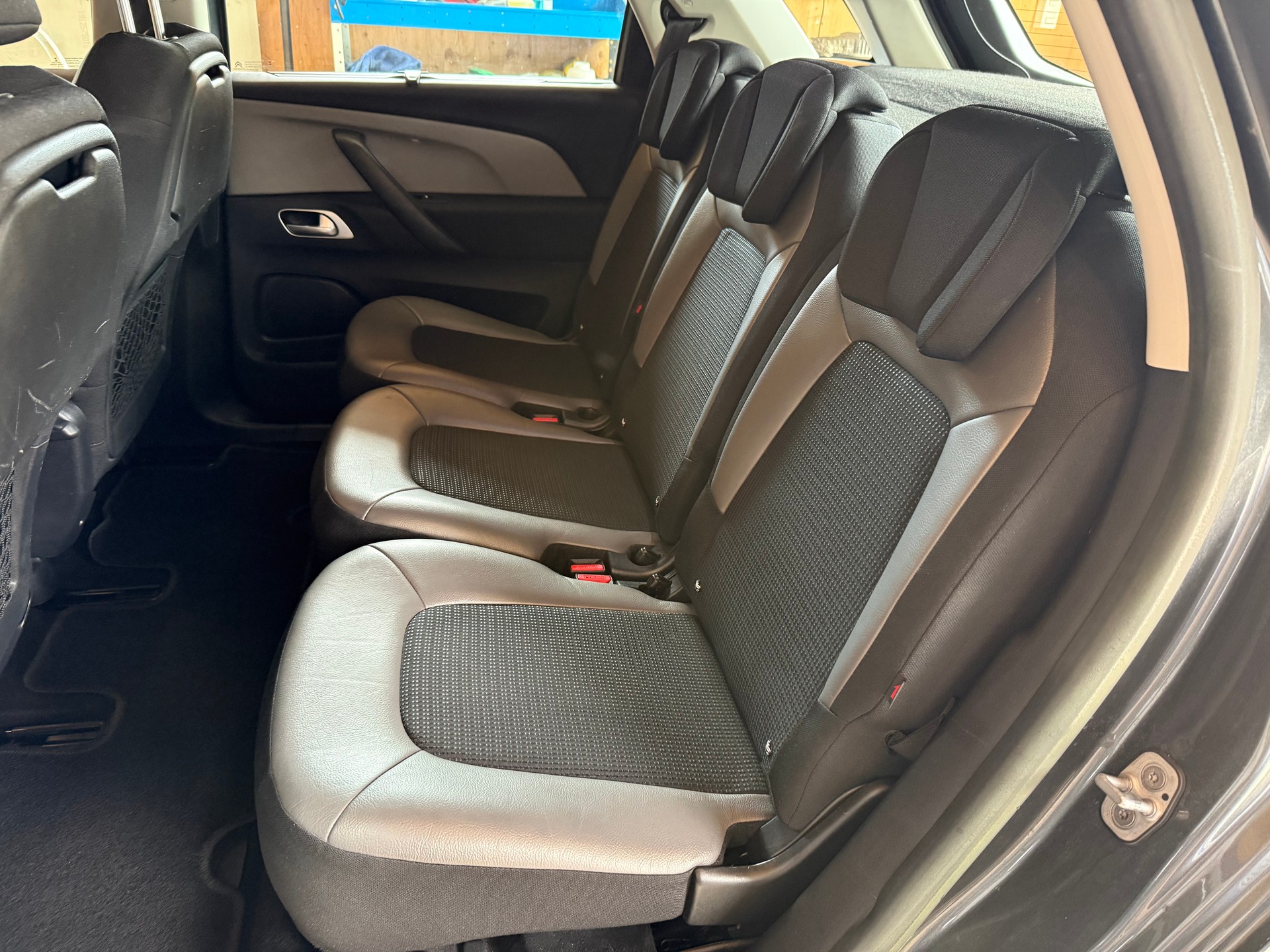CITROEN C4 Picasso 1.6 e-HDi Intensive ETG6-image-7
