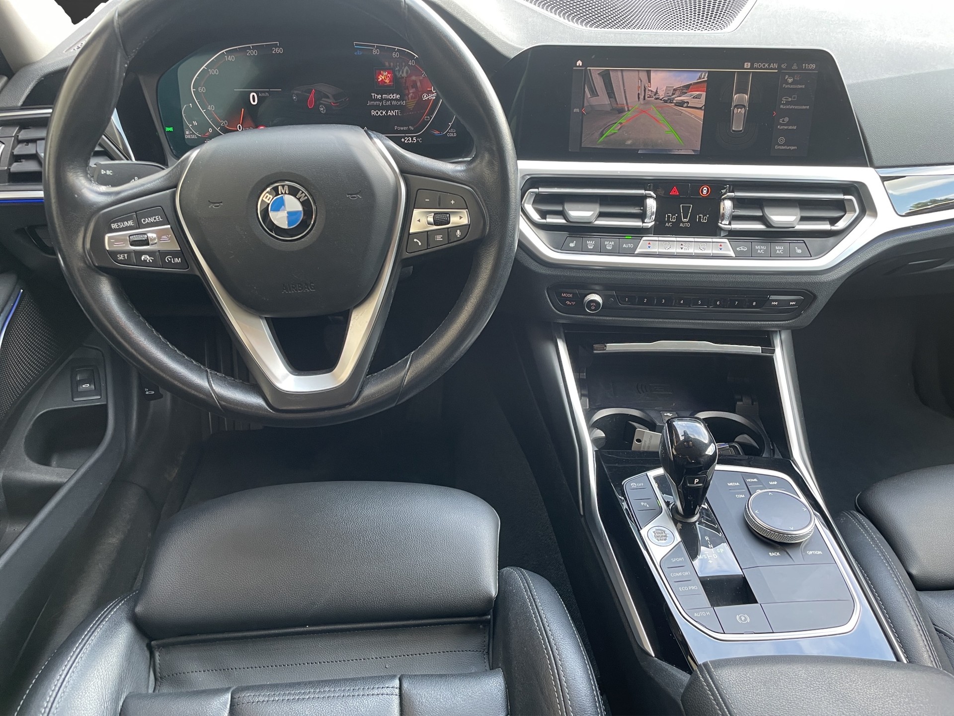 BMW 320d xDrive 48V Touring Sport Line Steptronic-image-9