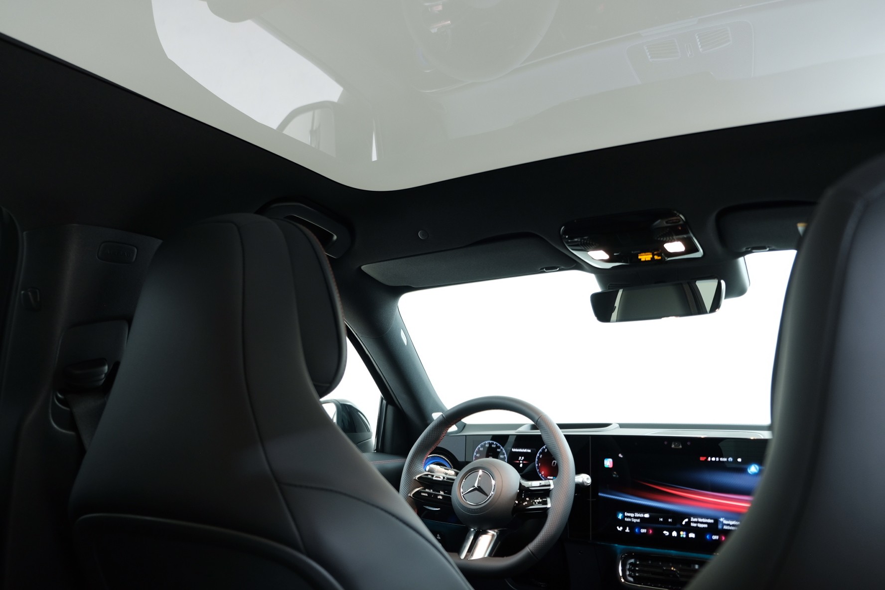 MERCEDES-BENZ GLB 220 4Matic 8G-Tronic-image-11