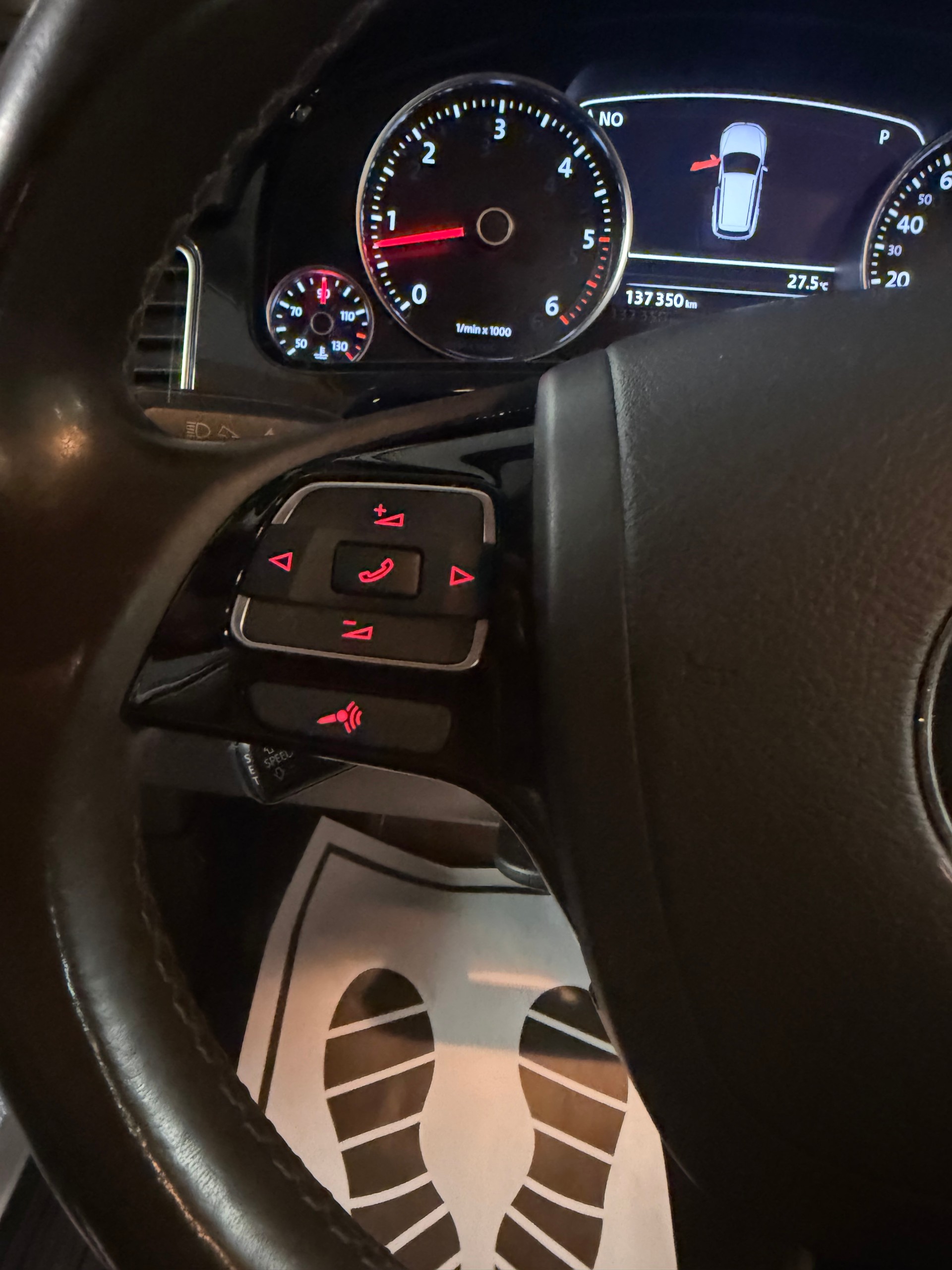 VW Touareg 3.0 TDI BlueMotion Technology Tiptronic-image-10