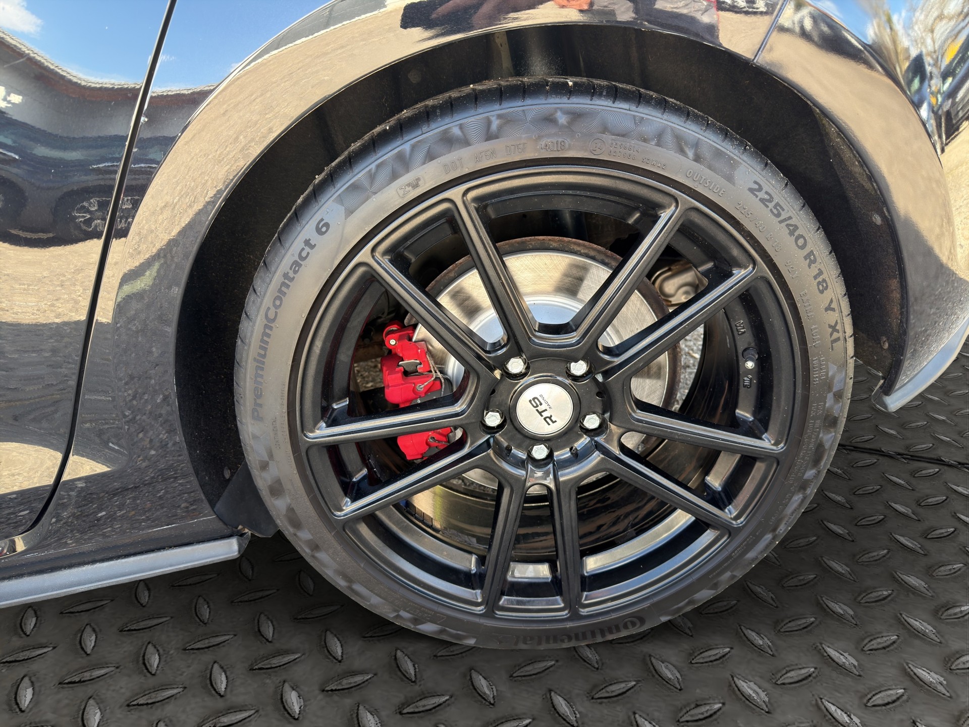 VW Golf 2.0 TSI GTI-image-14