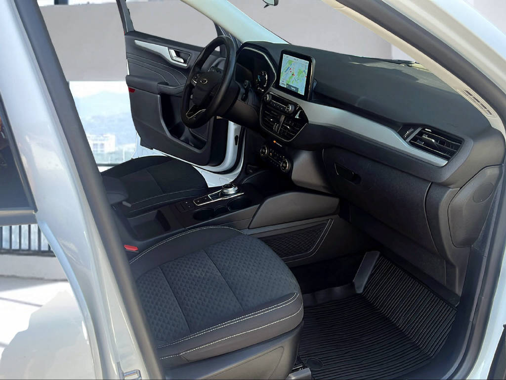 FORD Kuga 2.5 Hybrid Cool & Connect 4x4 mit Anhängerkupplung 1500kg-image-10