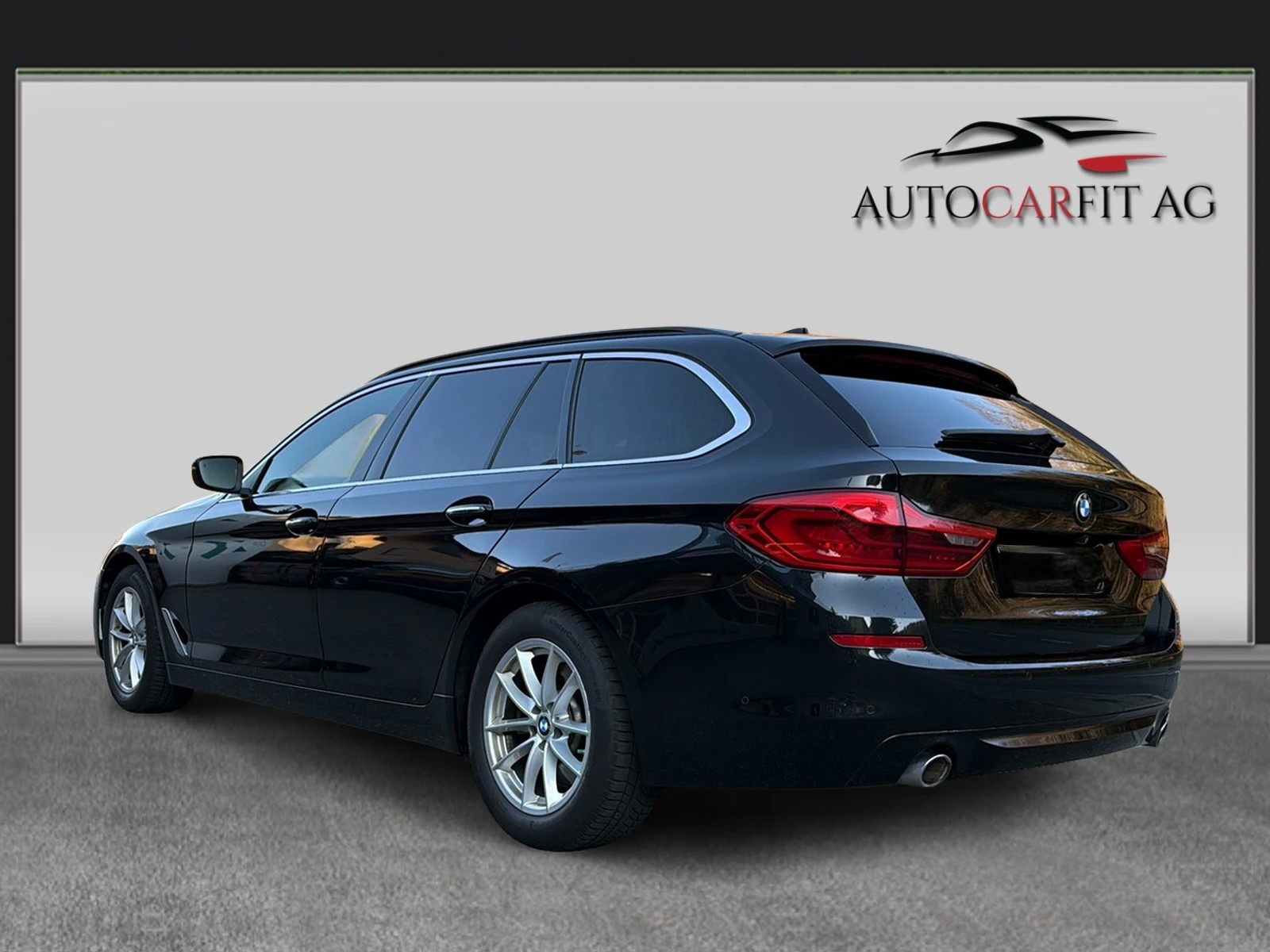 BMW 530d xDrive Touring Steptronic-image-3