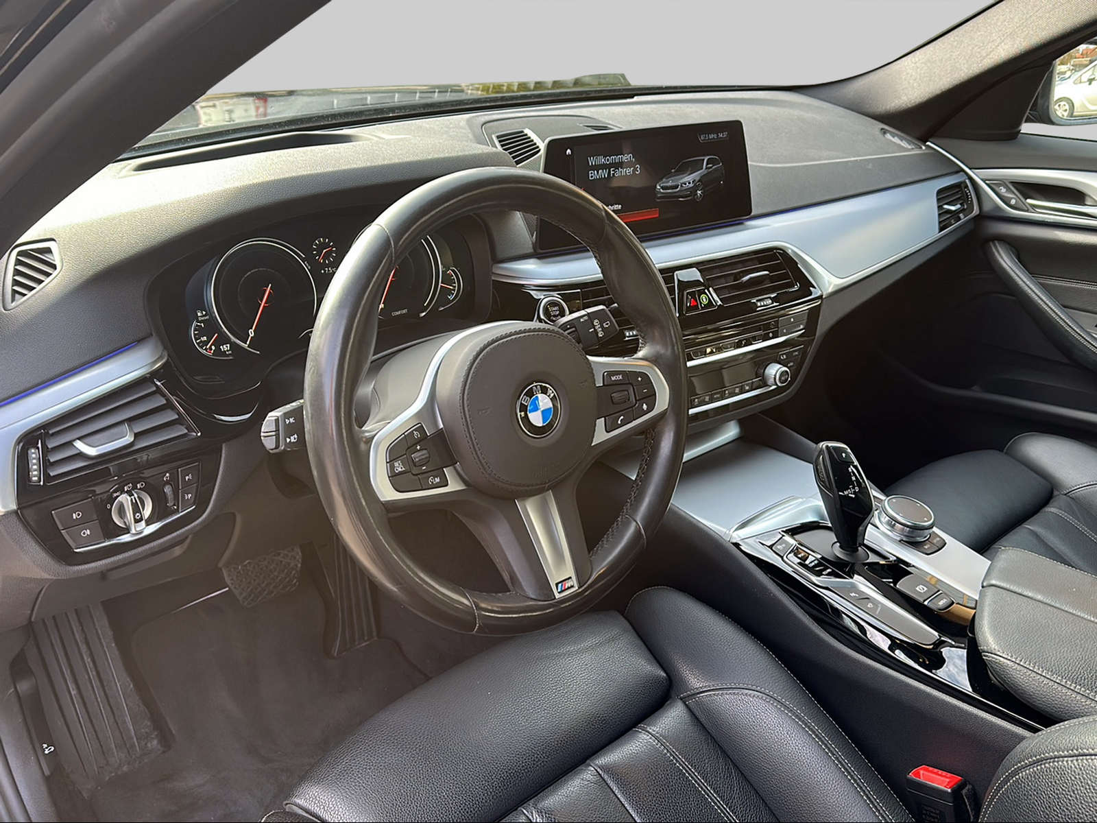 BMW 530d xDrive Touring Steptronic-image-7