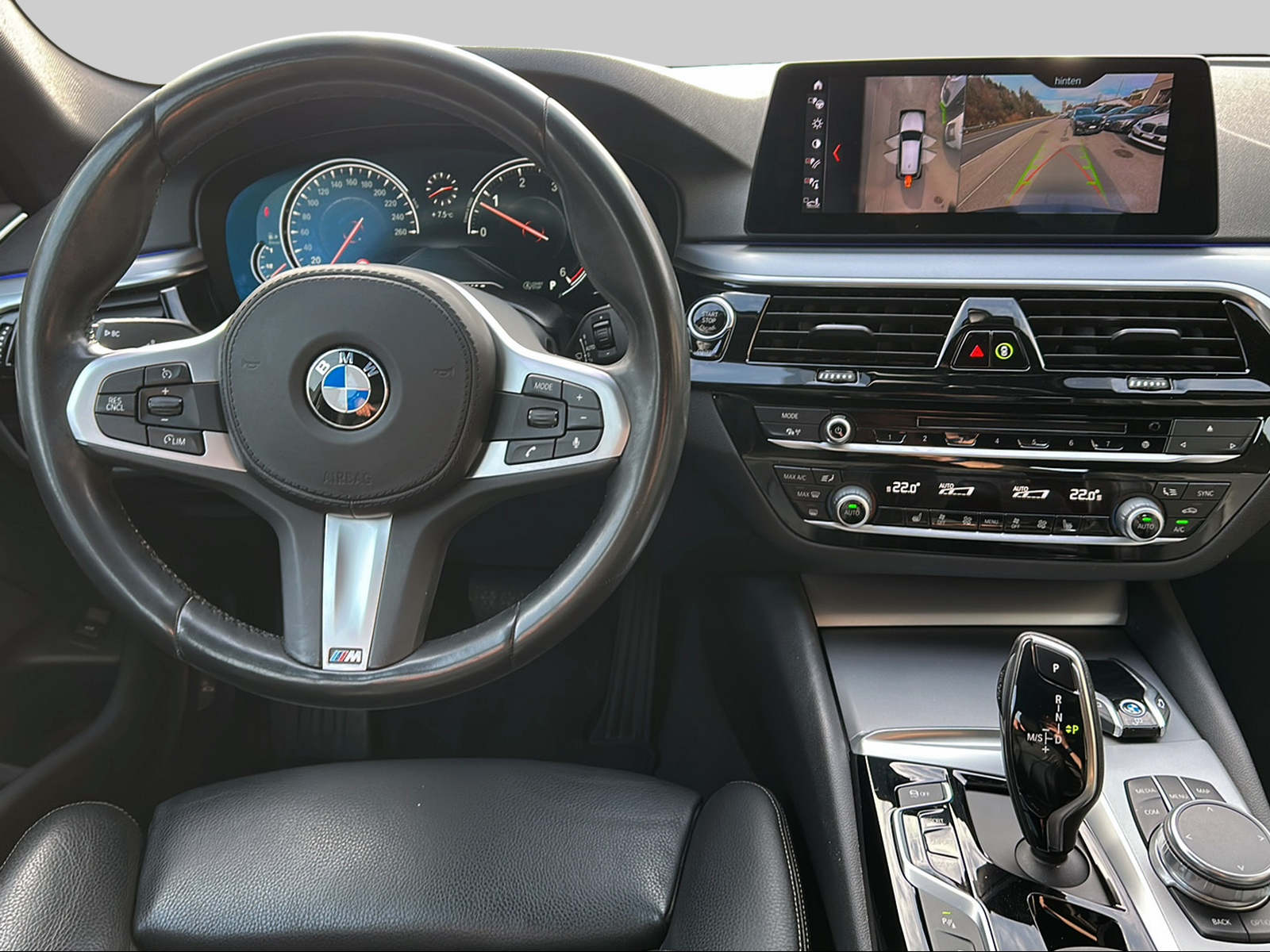 BMW 530d xDrive Touring Steptronic-image-9