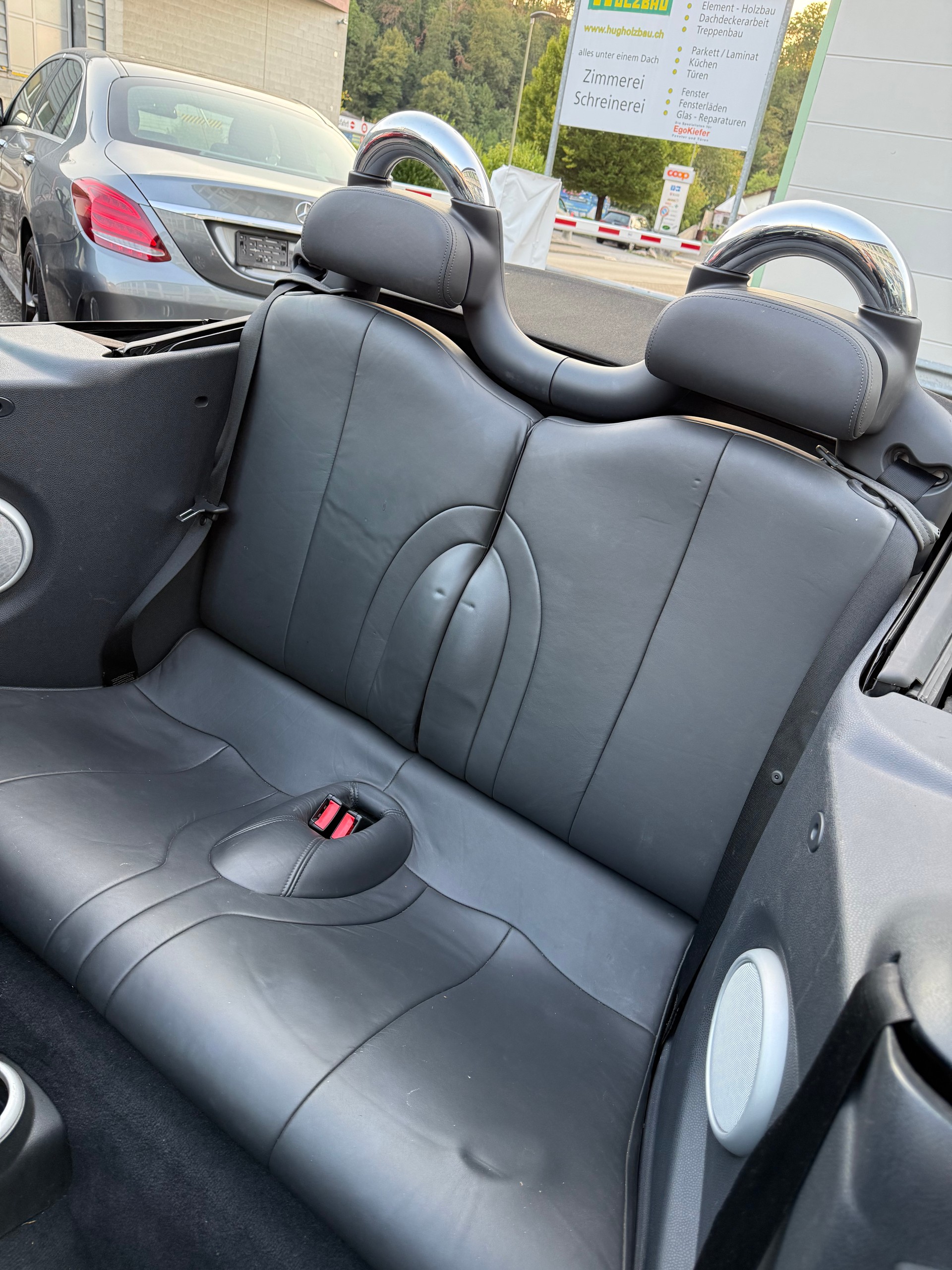 MINI Cooper S Cabriolet-image-9