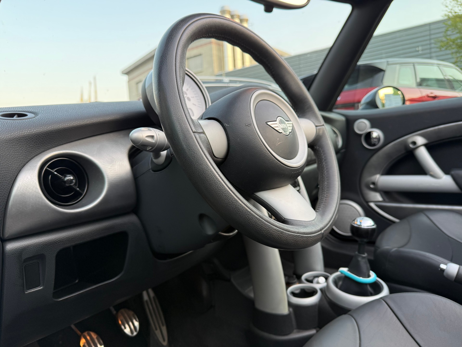 MINI Cooper S Cabriolet-image-10