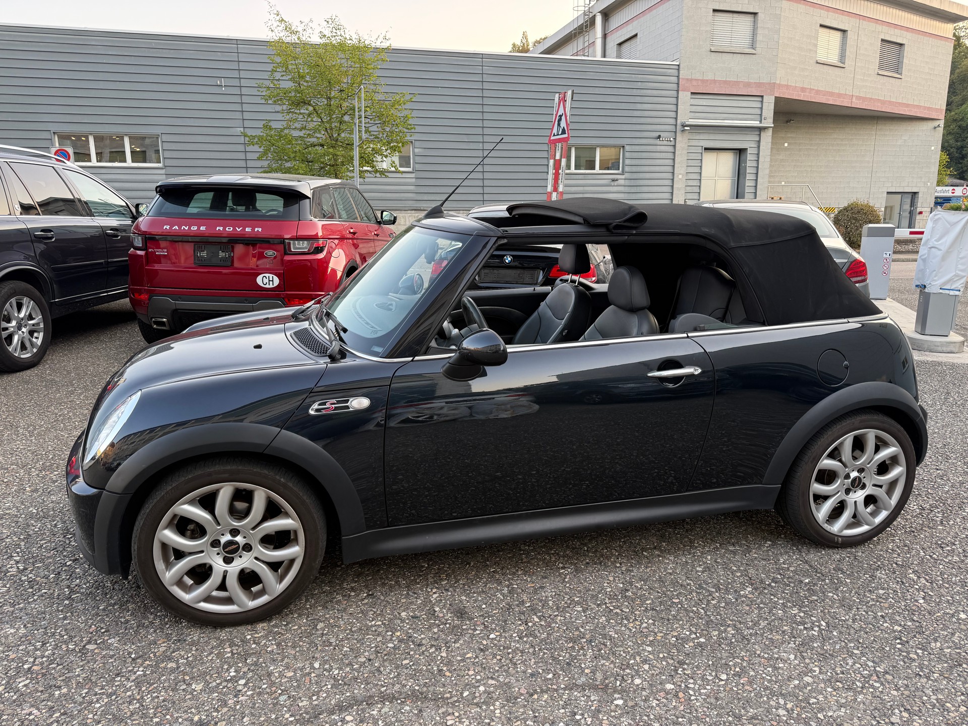 MINI Cooper S Cabriolet-image-4
