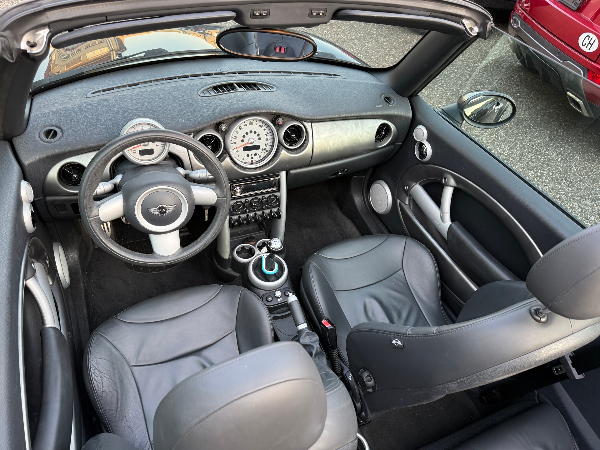 MINI Cooper S Cabriolet-image-7