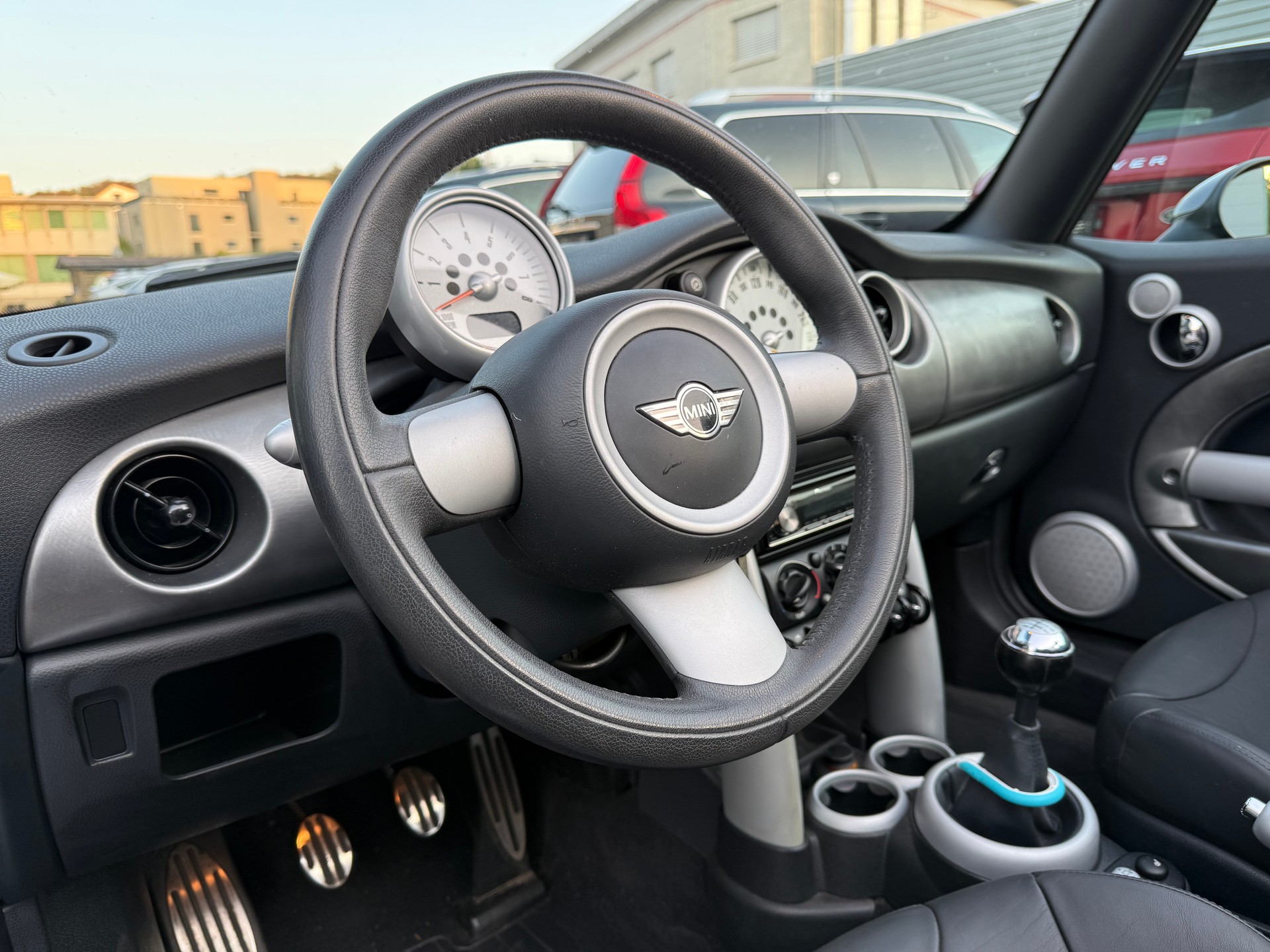 MINI Cooper S Cabriolet-image-14