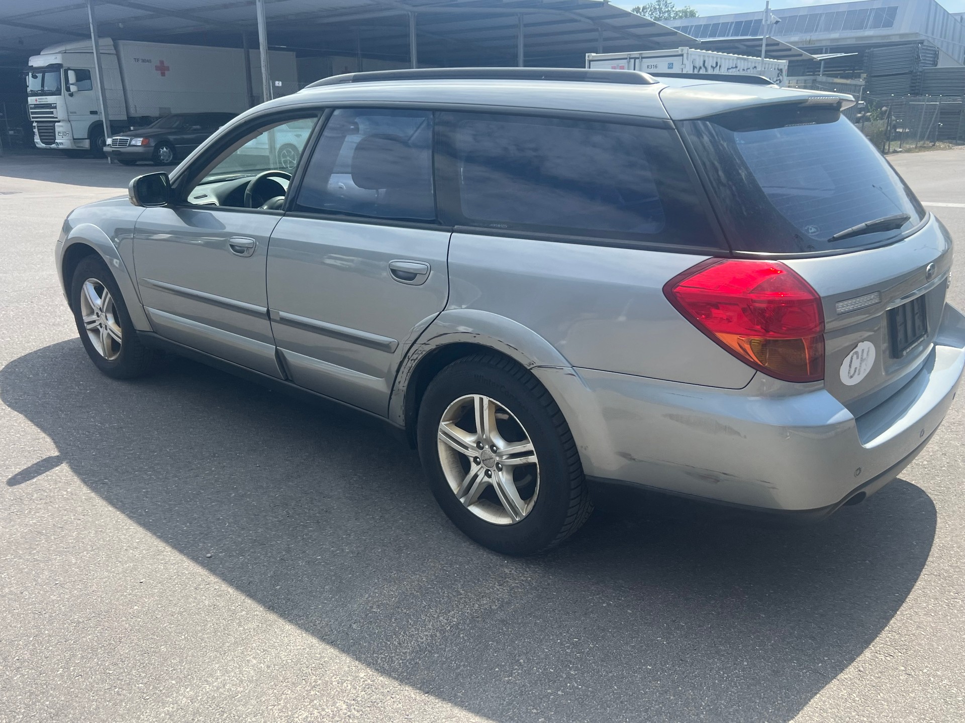 SUBARU Outback 2.5i AWD-image-5
