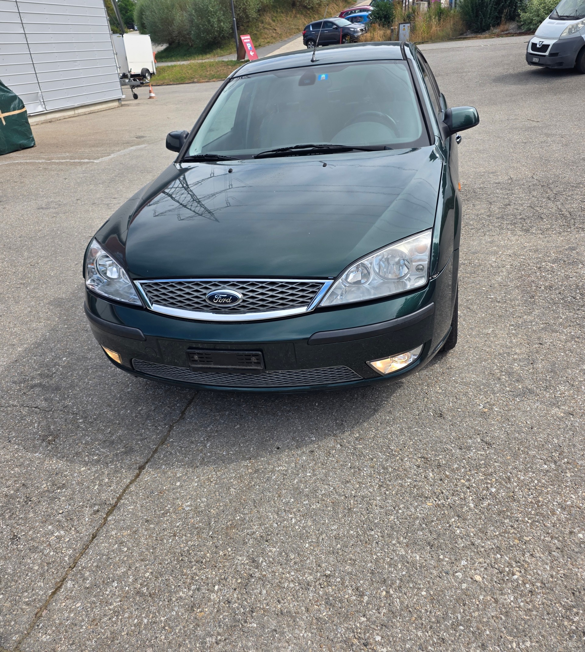 FORD Mondeo 2.0i 16V Ghia