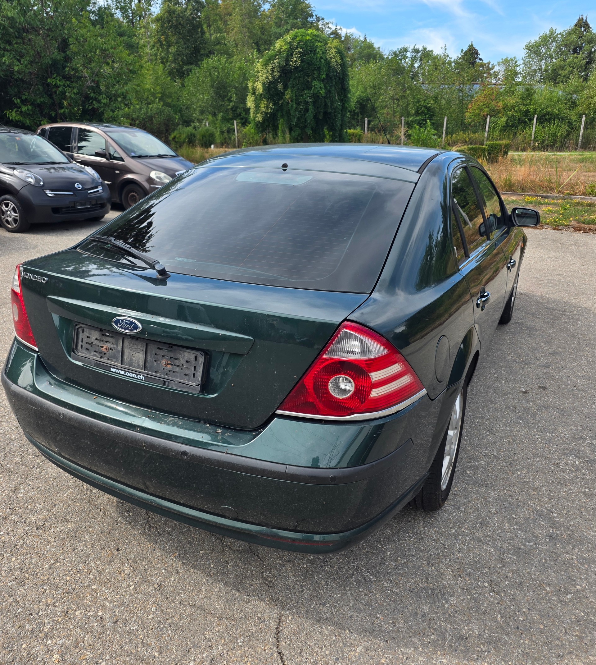 FORD Mondeo 2.0i 16V Ghia-image-13