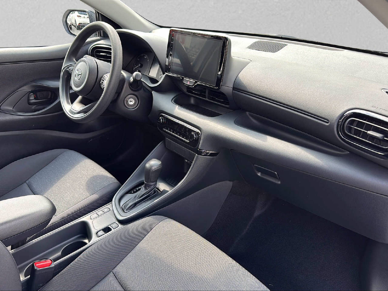 MAZDA 2 1.5 Hybrid Prime-Line-image-4