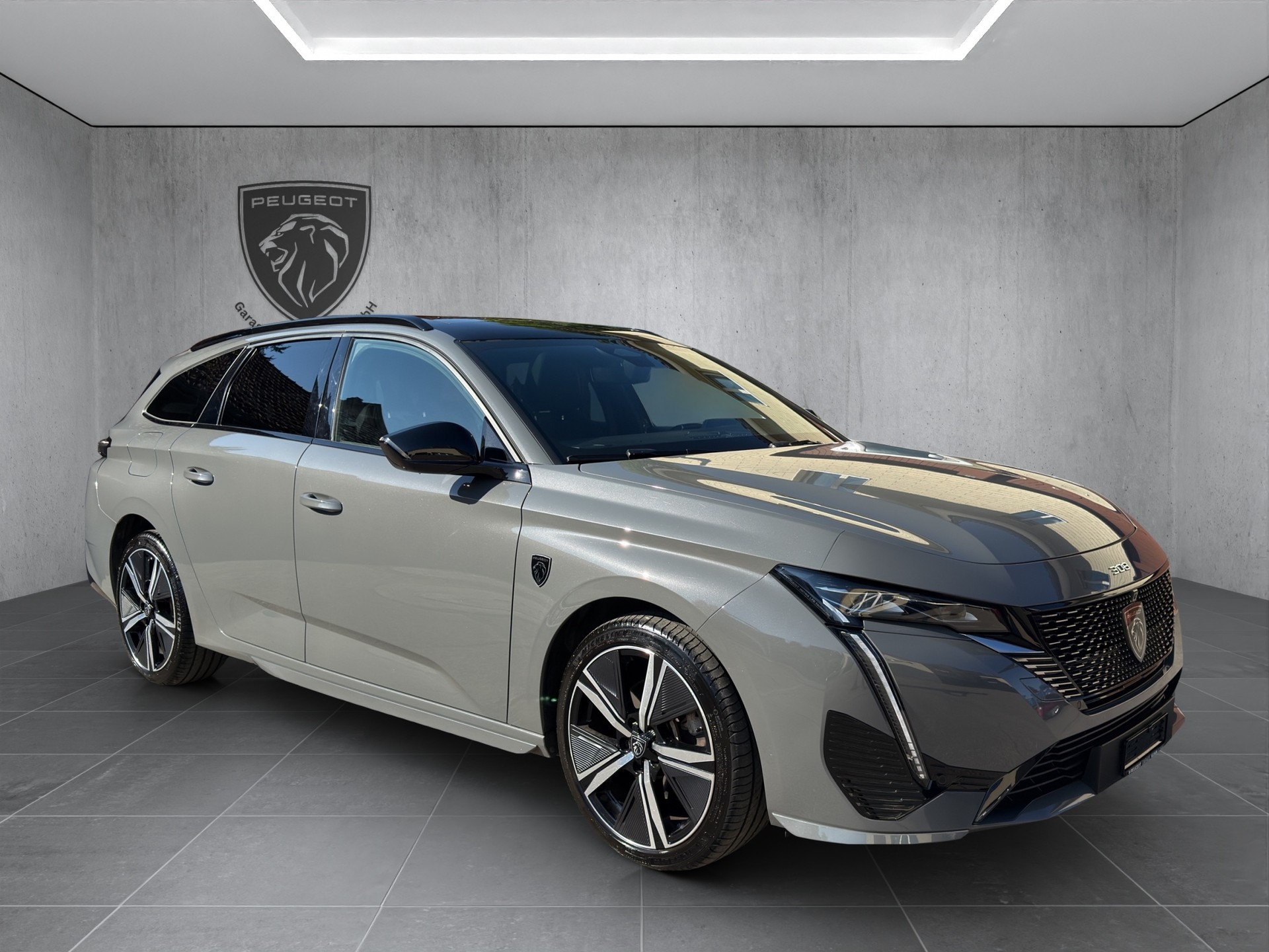PEUGEOT 308 SW 1.2 PureTech GT-image-2