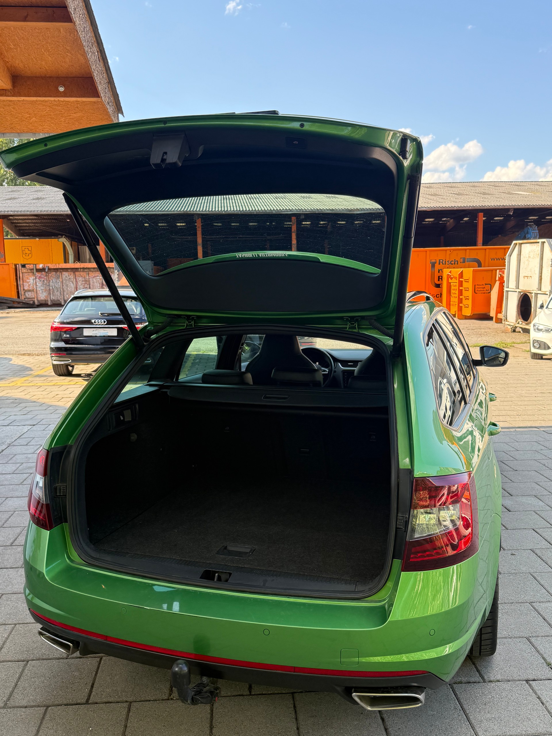 SKODA Octavia Combi 2.0 TDI RS 4x4 DSG-image-5