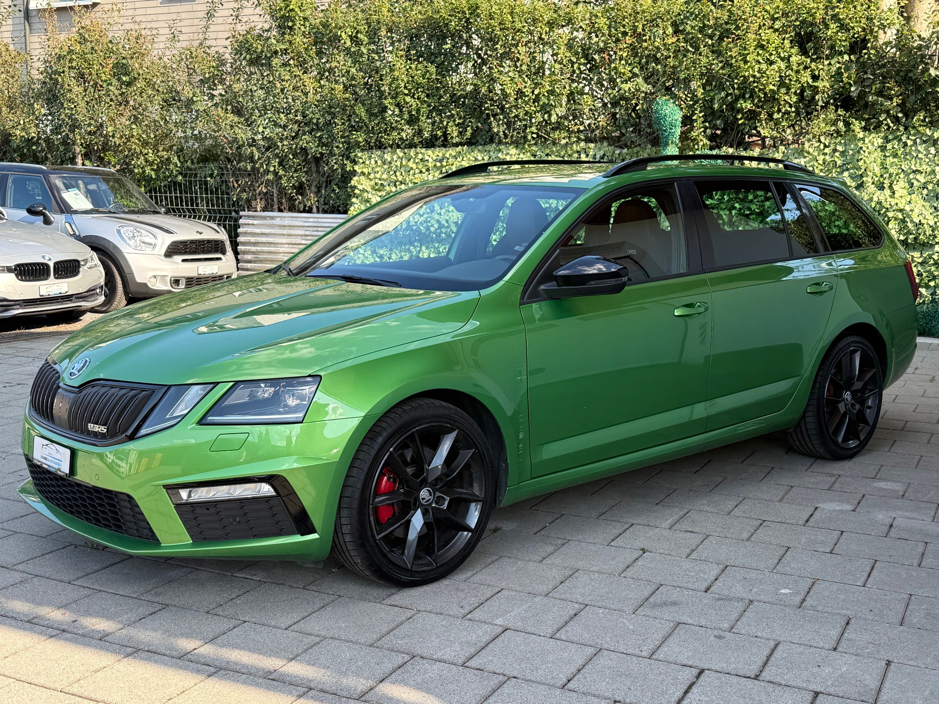 SKODA Octavia Combi 2.0 TDI RS 4x4 DSG-image-2