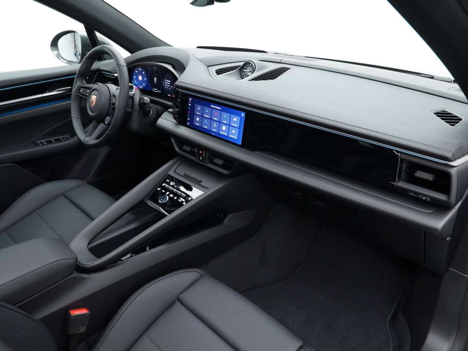 PORSCHE Macan 4-image-24