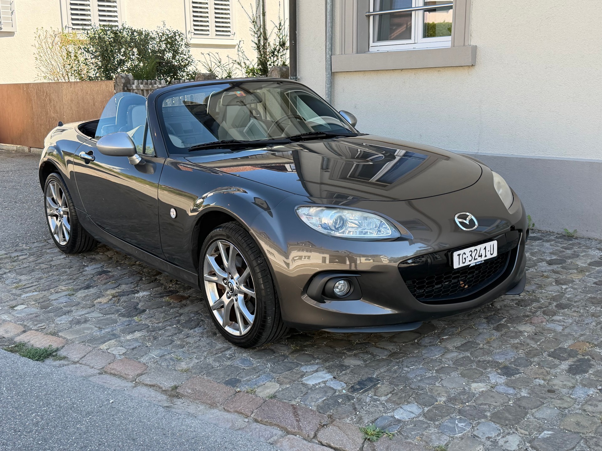 MAZDA MX-5 1.8i 16V Confort