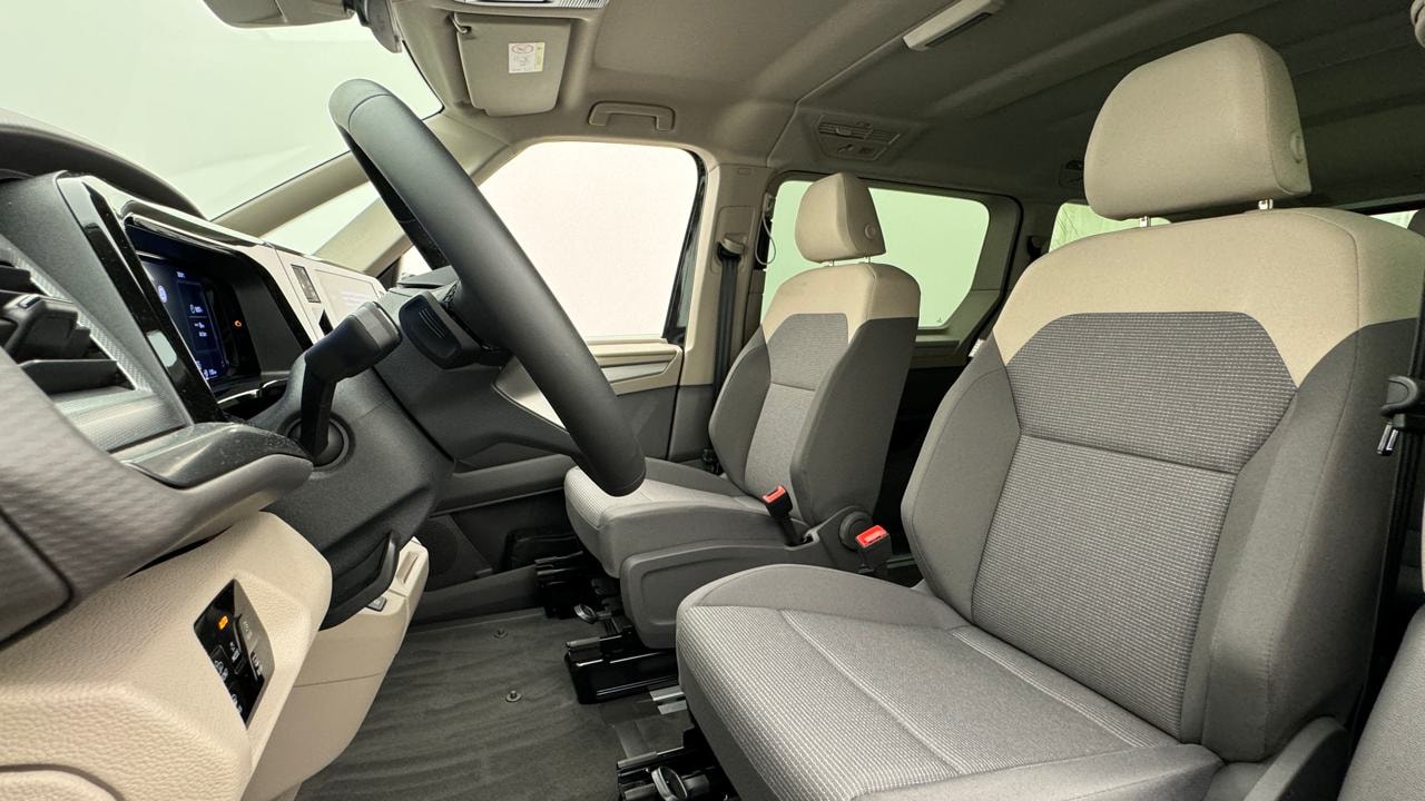 VW Multivan 2.0 TDI Life DSG Lang-image-4