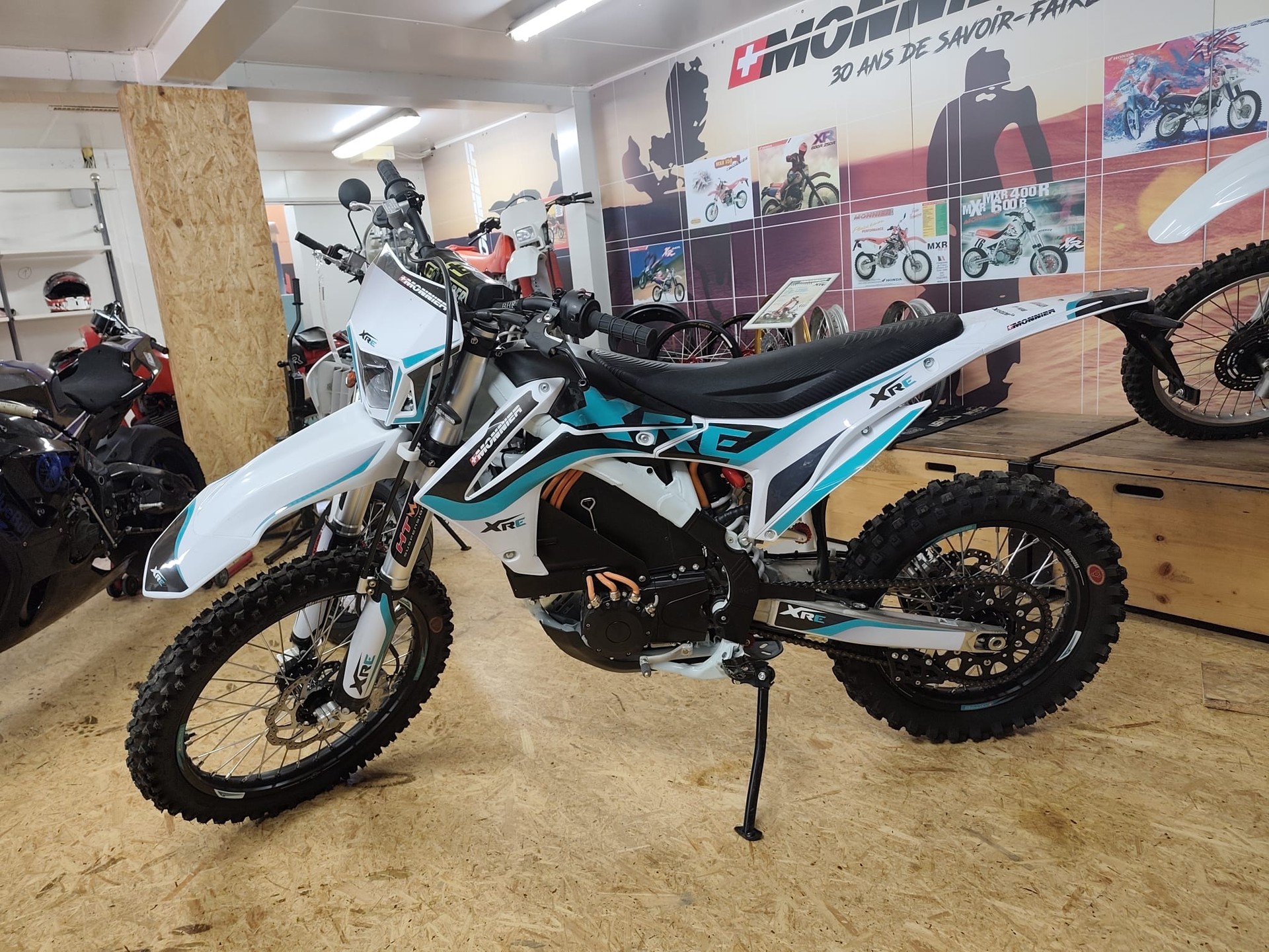 MONNIER-HONDA XRE électrique