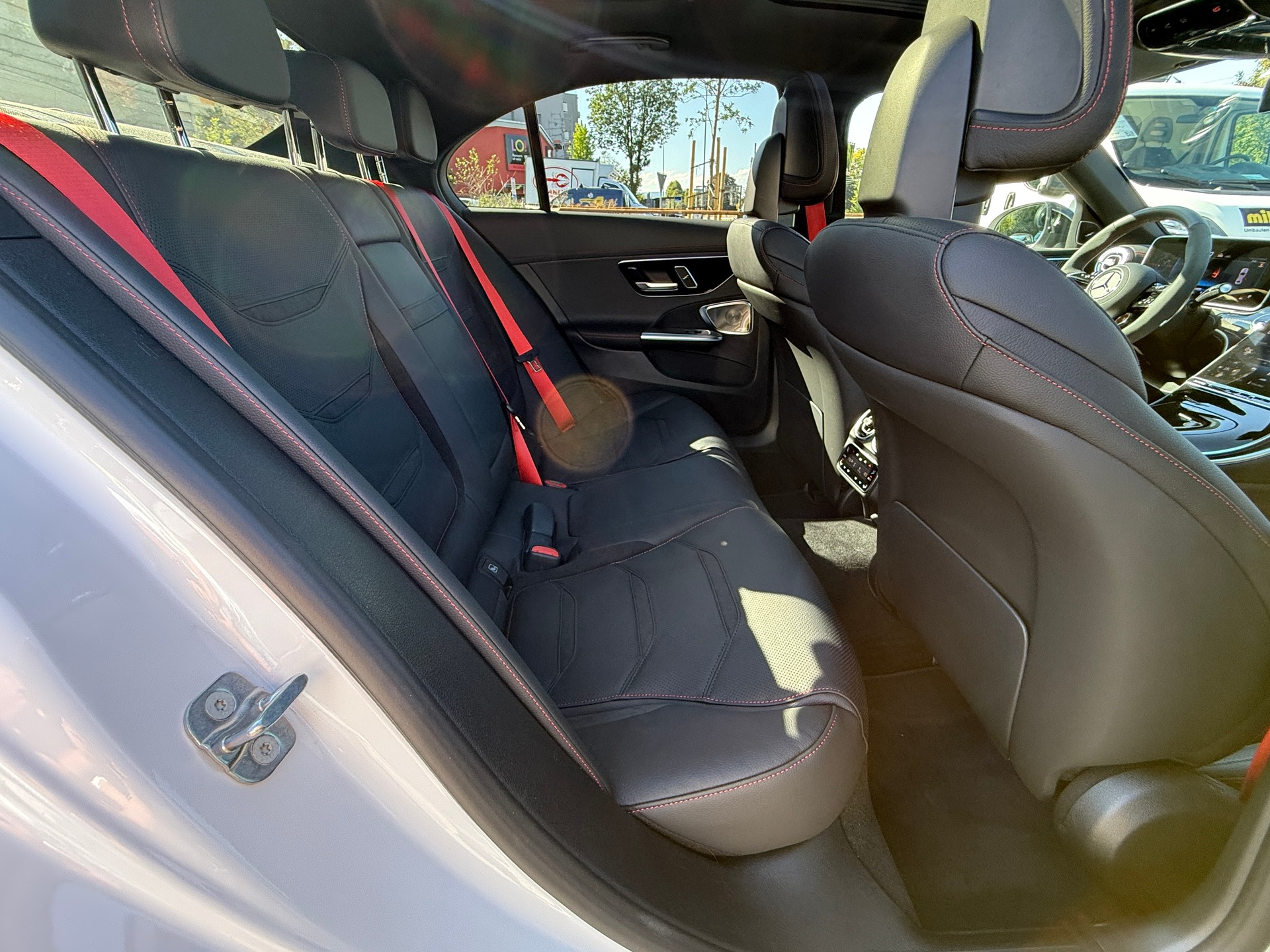 MERCEDES-BENZ C 43 AMG 4 Matic Executive Edition*Panoramadach*Carbon*MANUFAKTUR opalithweiss-image-12