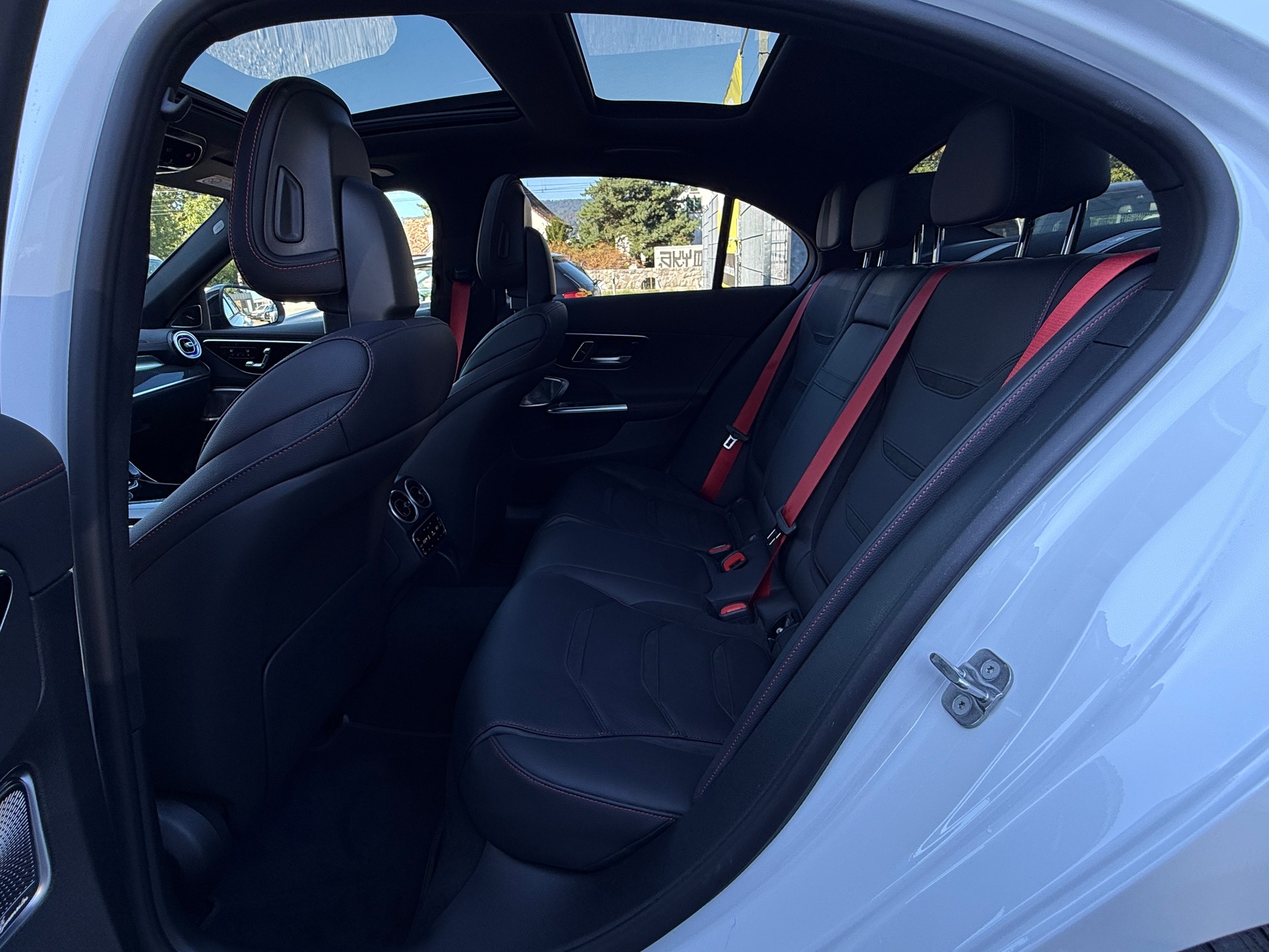 MERCEDES-BENZ C 43 AMG 4 Matic Executive Edition*Panoramadach*Carbon*MANUFAKTUR opalithweiss-image-11