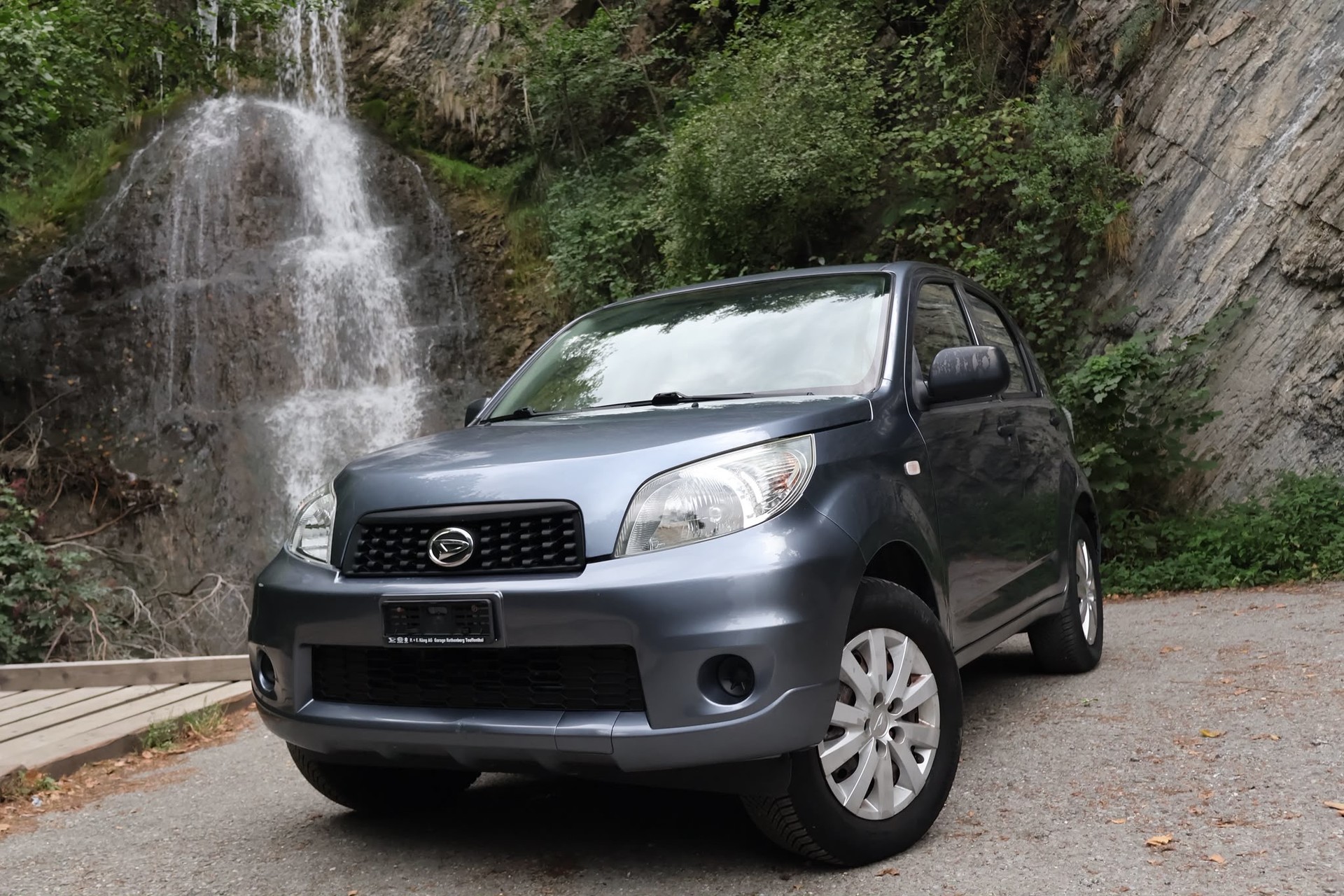 DAIHATSU Terios 1.5 16V 4Seasons 4WD Automatic-image-3