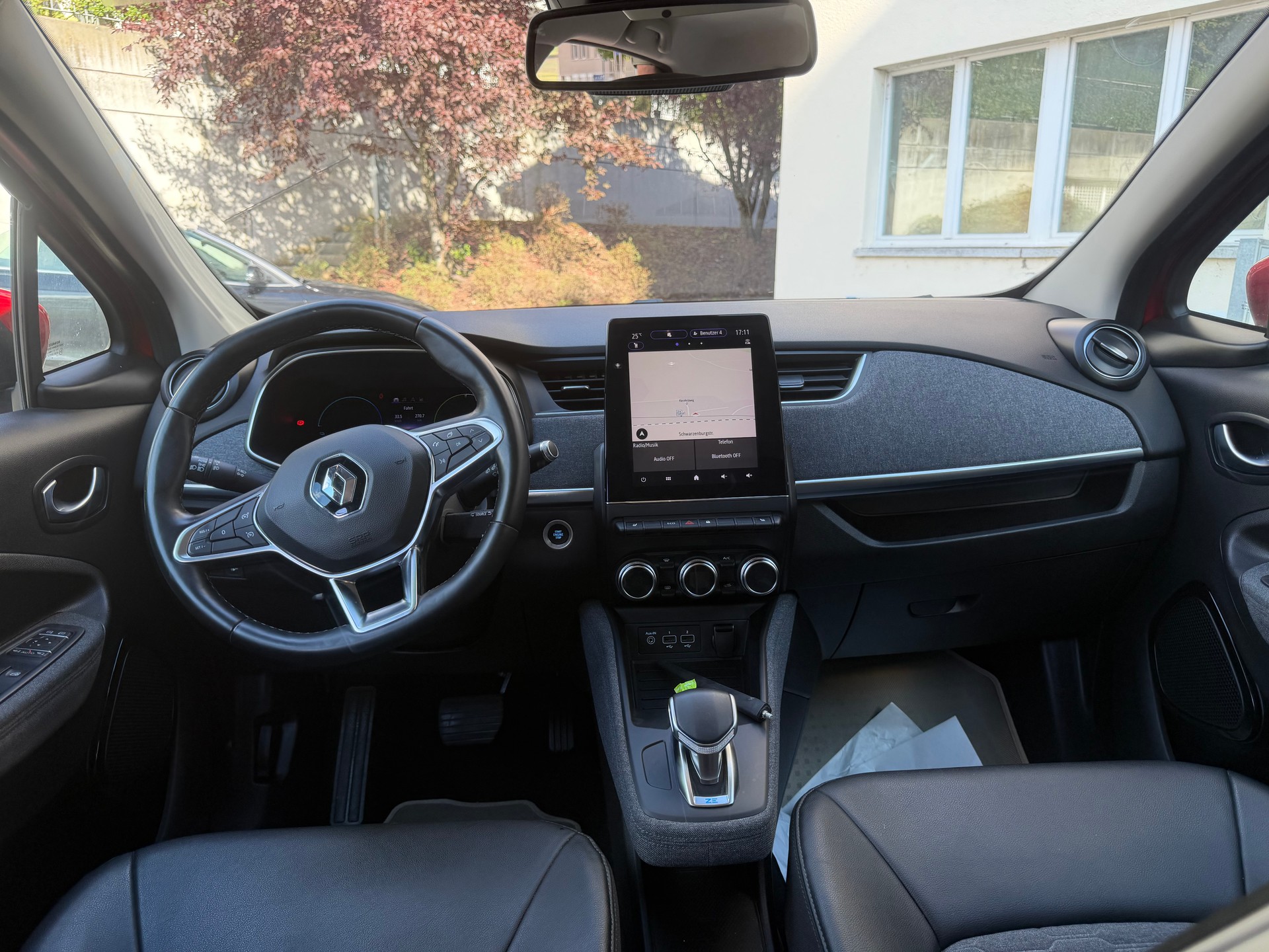 RENAULT Zoe Riviera R135 (incl. Batterie)-image-4