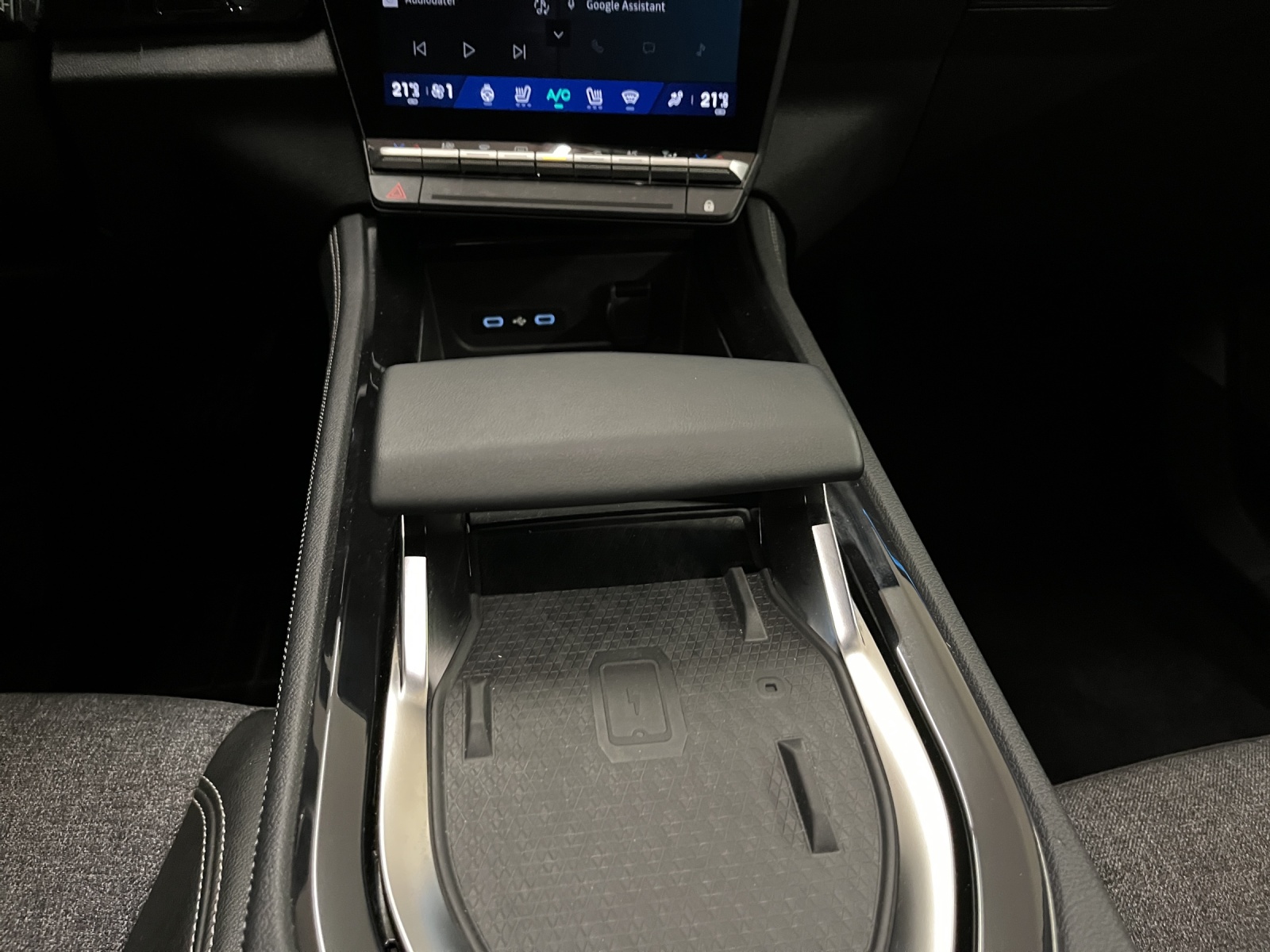 RENAULT Espace 1.2 E-Tech techno 7P-image-11