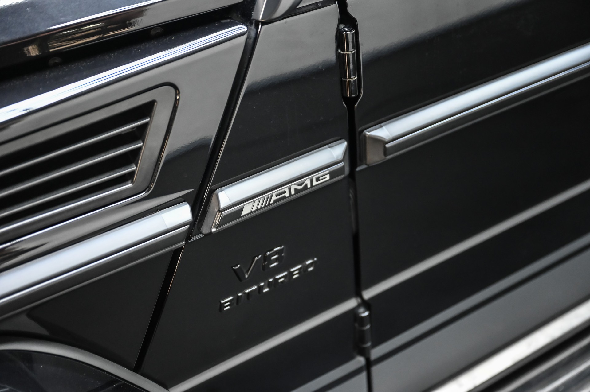 MERCEDES-BENZ G 63 AMG Exclusive Edition 463-image-15