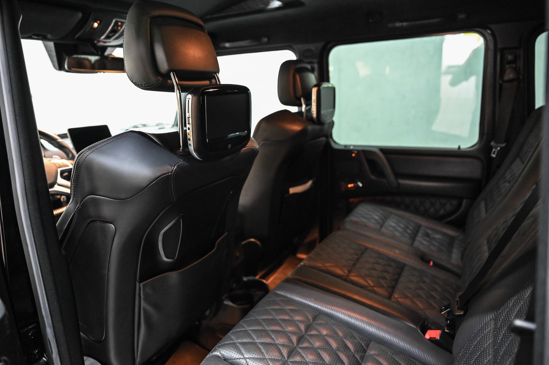 MERCEDES-BENZ G 63 AMG Exclusive Edition 463-image-30