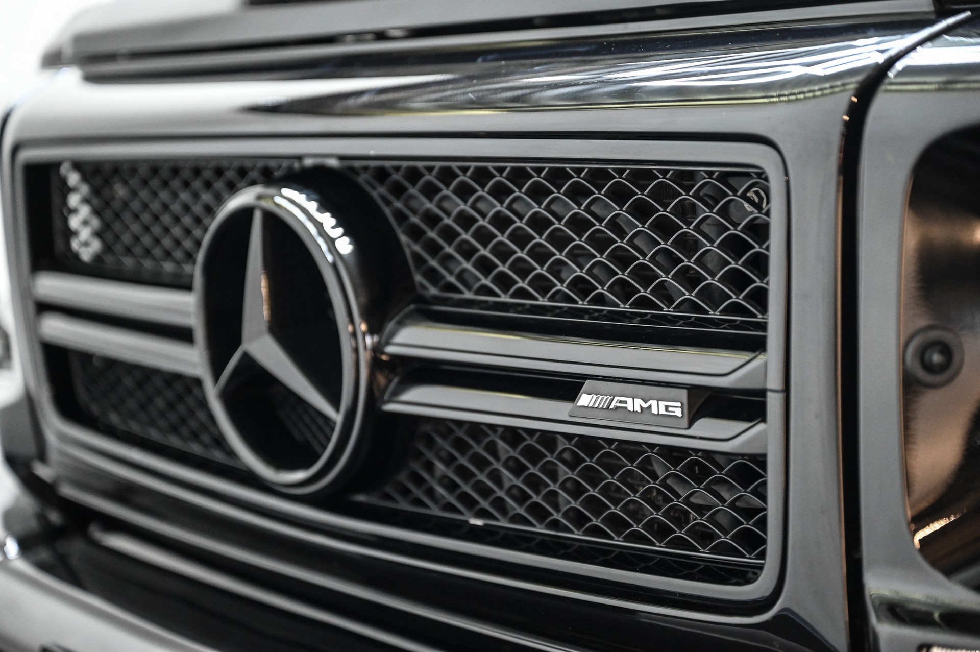 MERCEDES-BENZ G 63 AMG Exclusive Edition 463-image-16