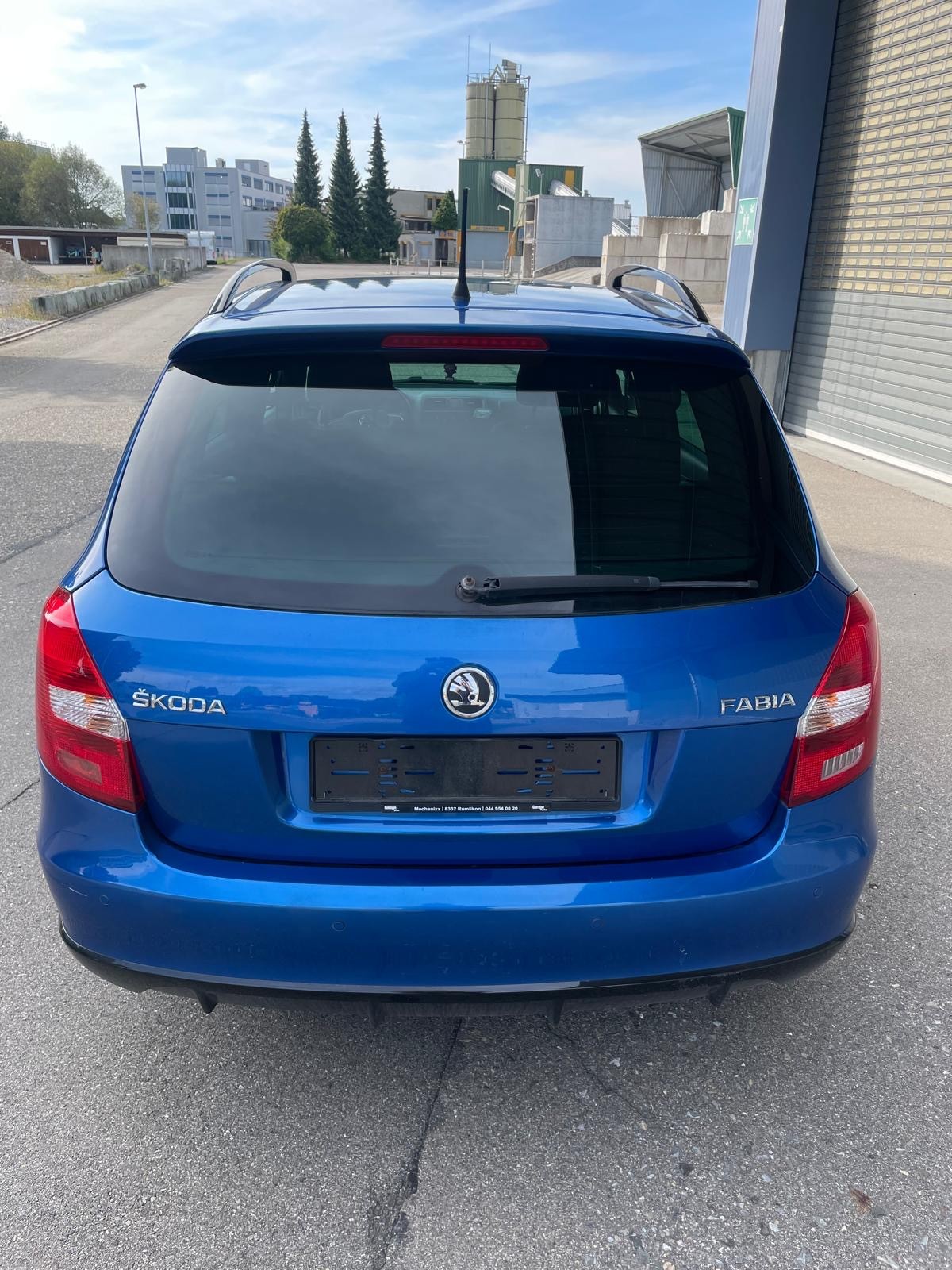 SKODA Fabia 1.2 TSI Monte Carlo-image-2