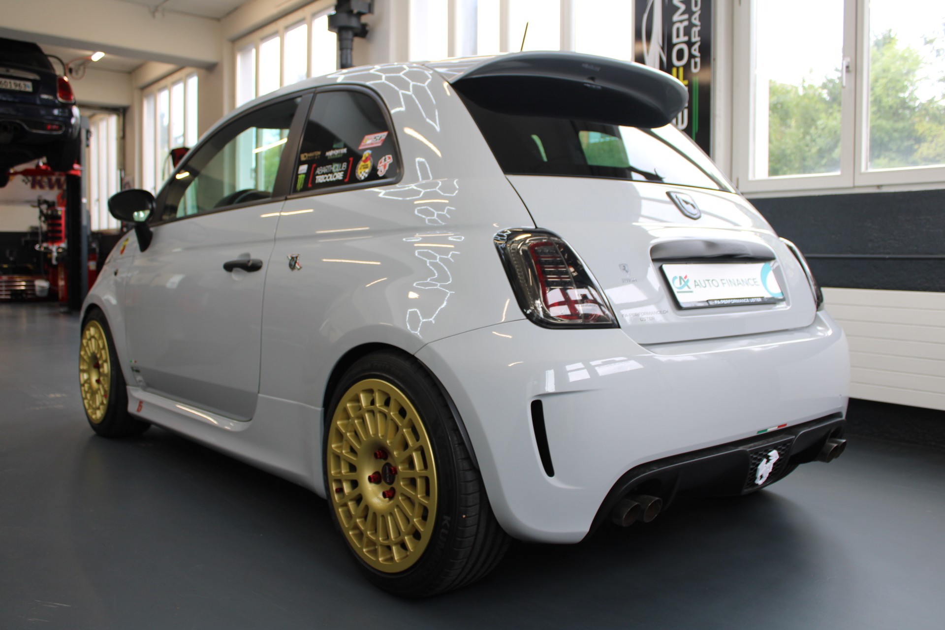 FIAT 500 1.4 16V Turbo Abarth-image-6